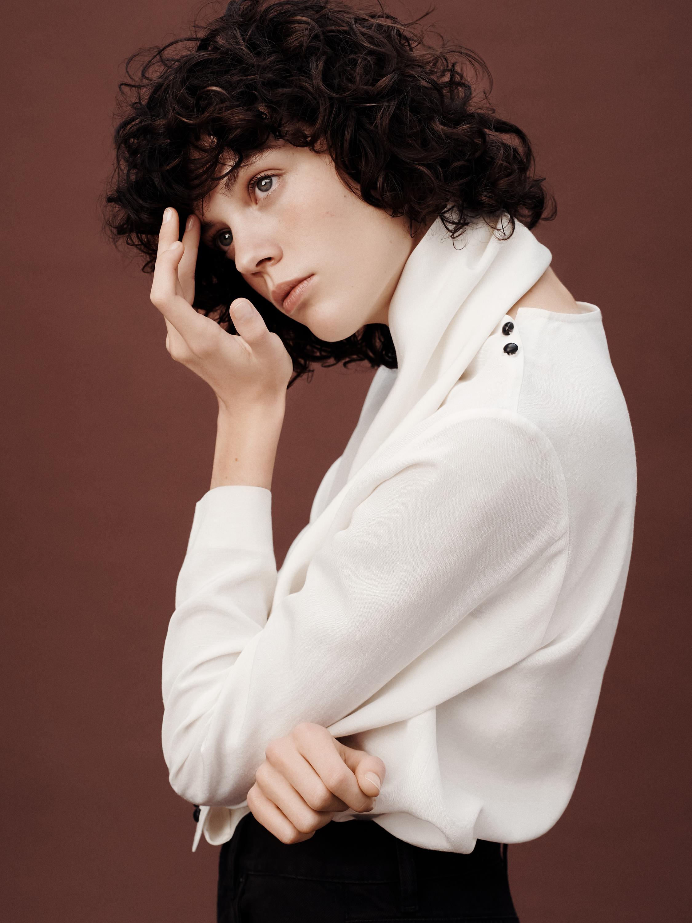 Flowing shirt with button details — Off white