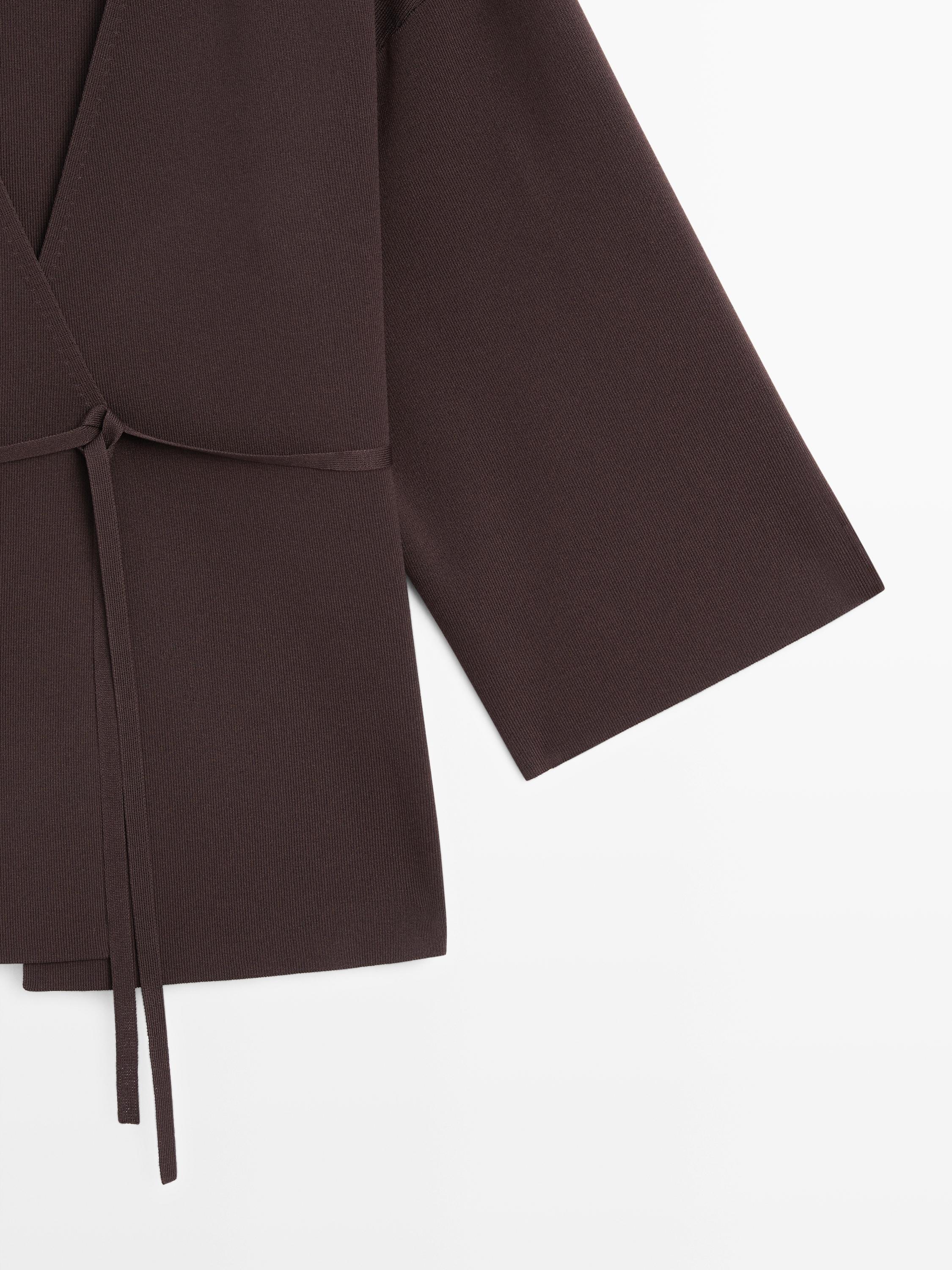 Kemer detaylı dökümlü örme kimono