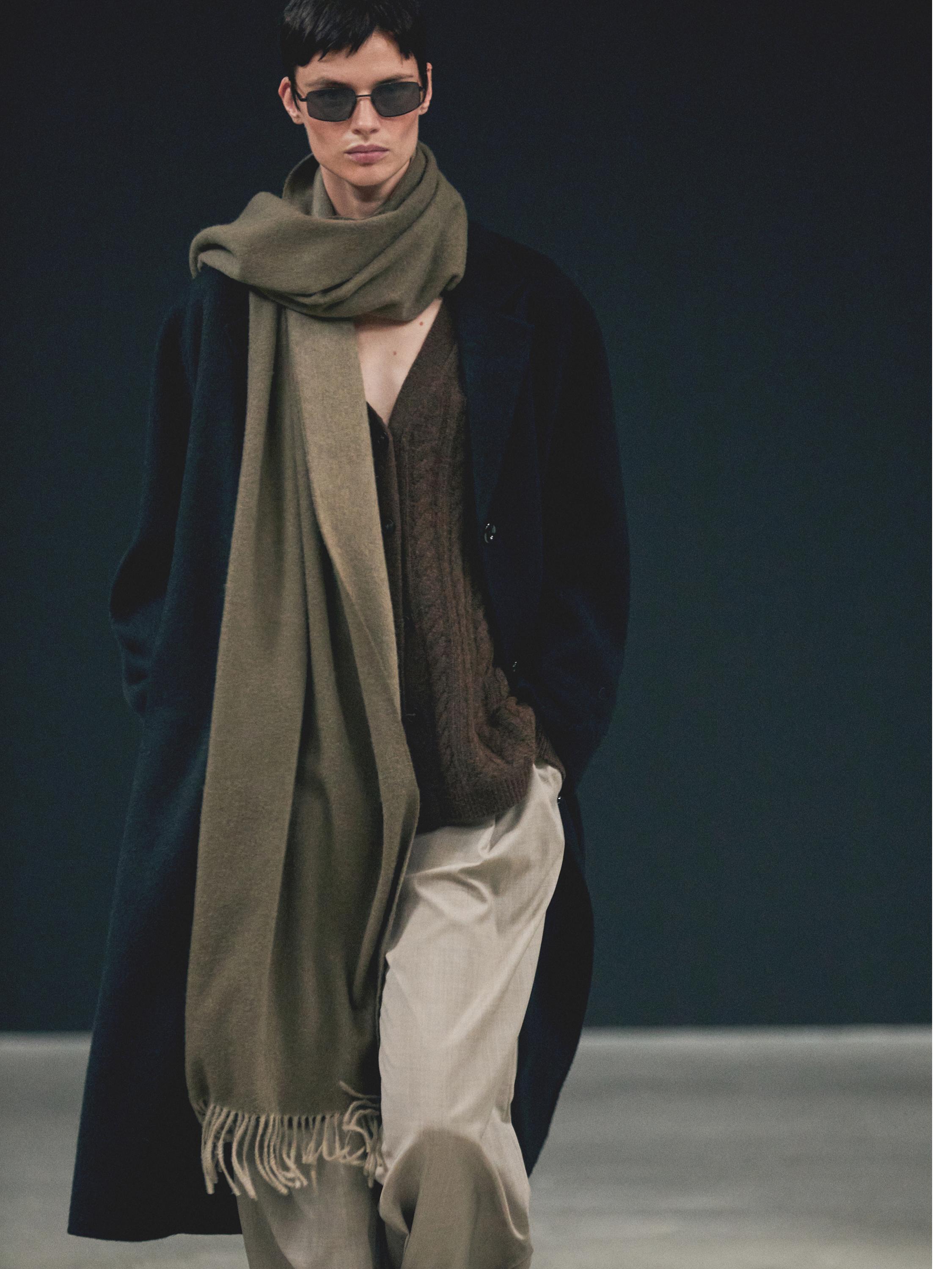 100% wool double-faced scarf