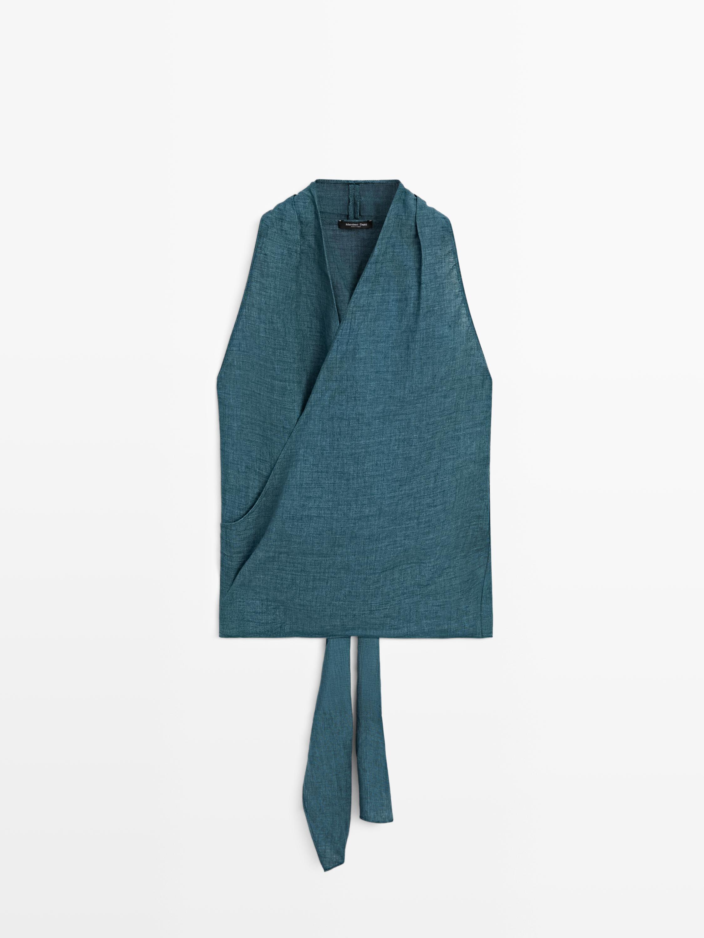 täislinane hõlmiksärk lipsuga