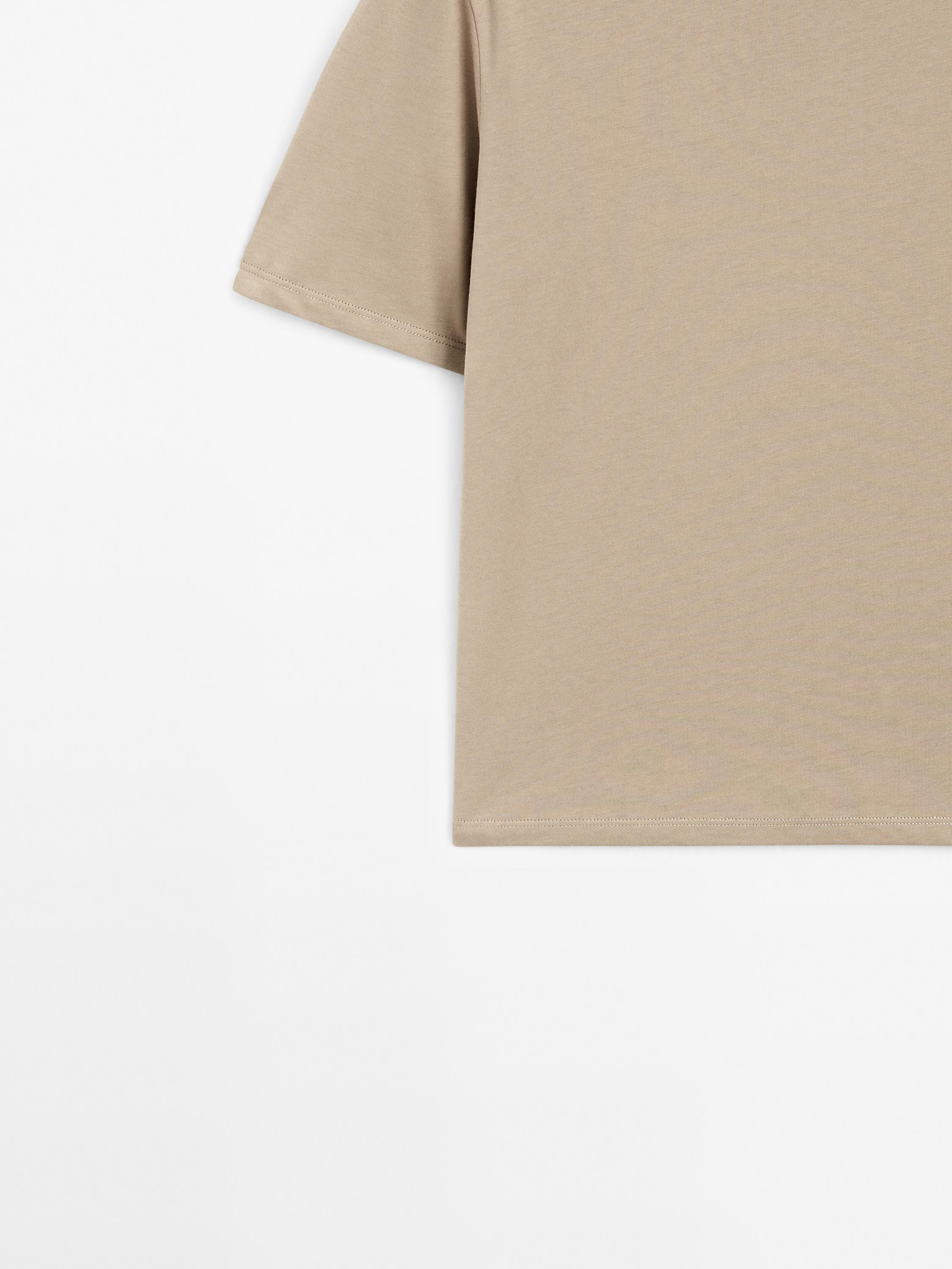 Regular fit short sleeve t-shirt