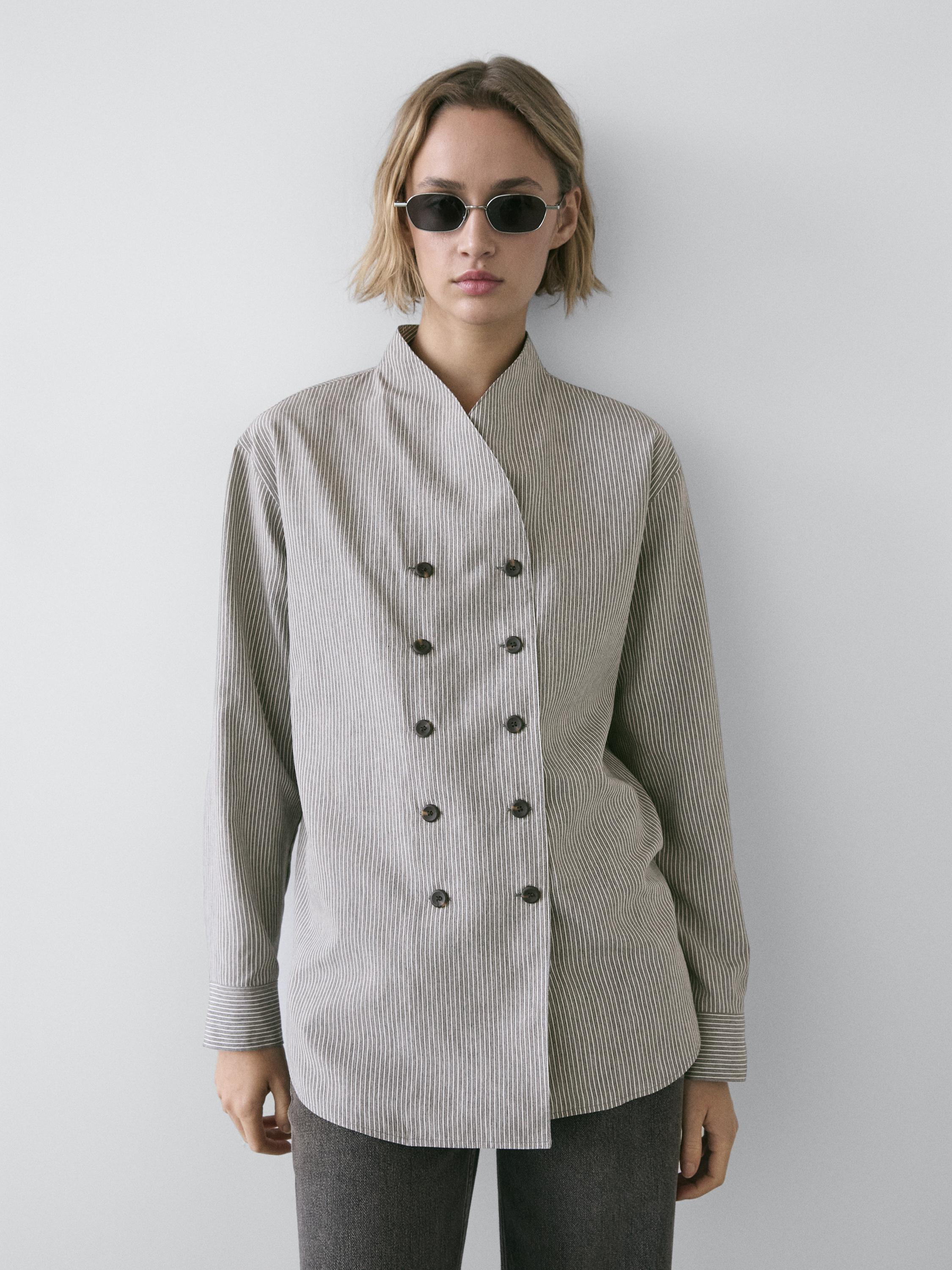Chemisier fluide à rayures avec boutons fantaisie
