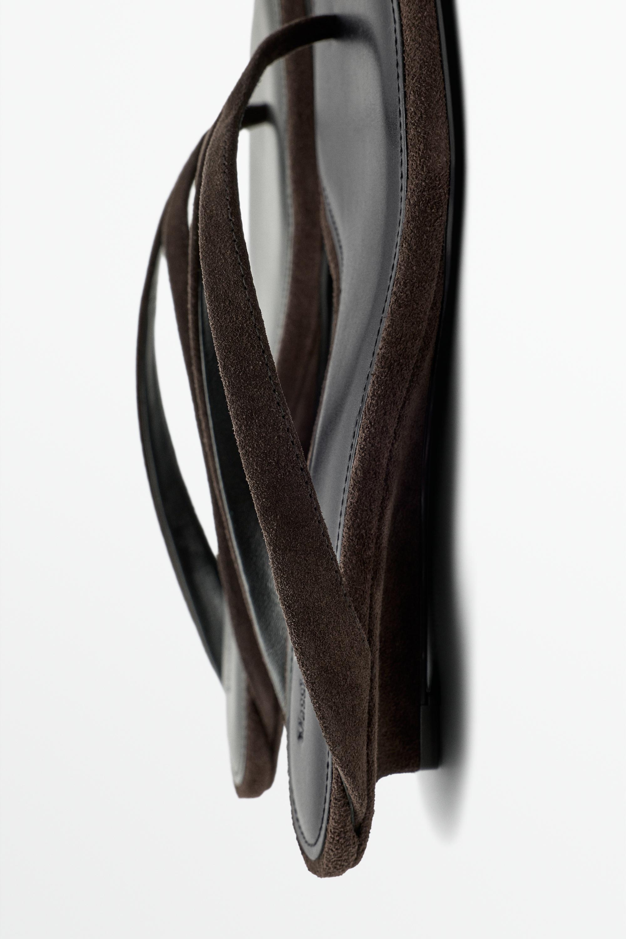 Mid-heel toe sandal — BROWN
