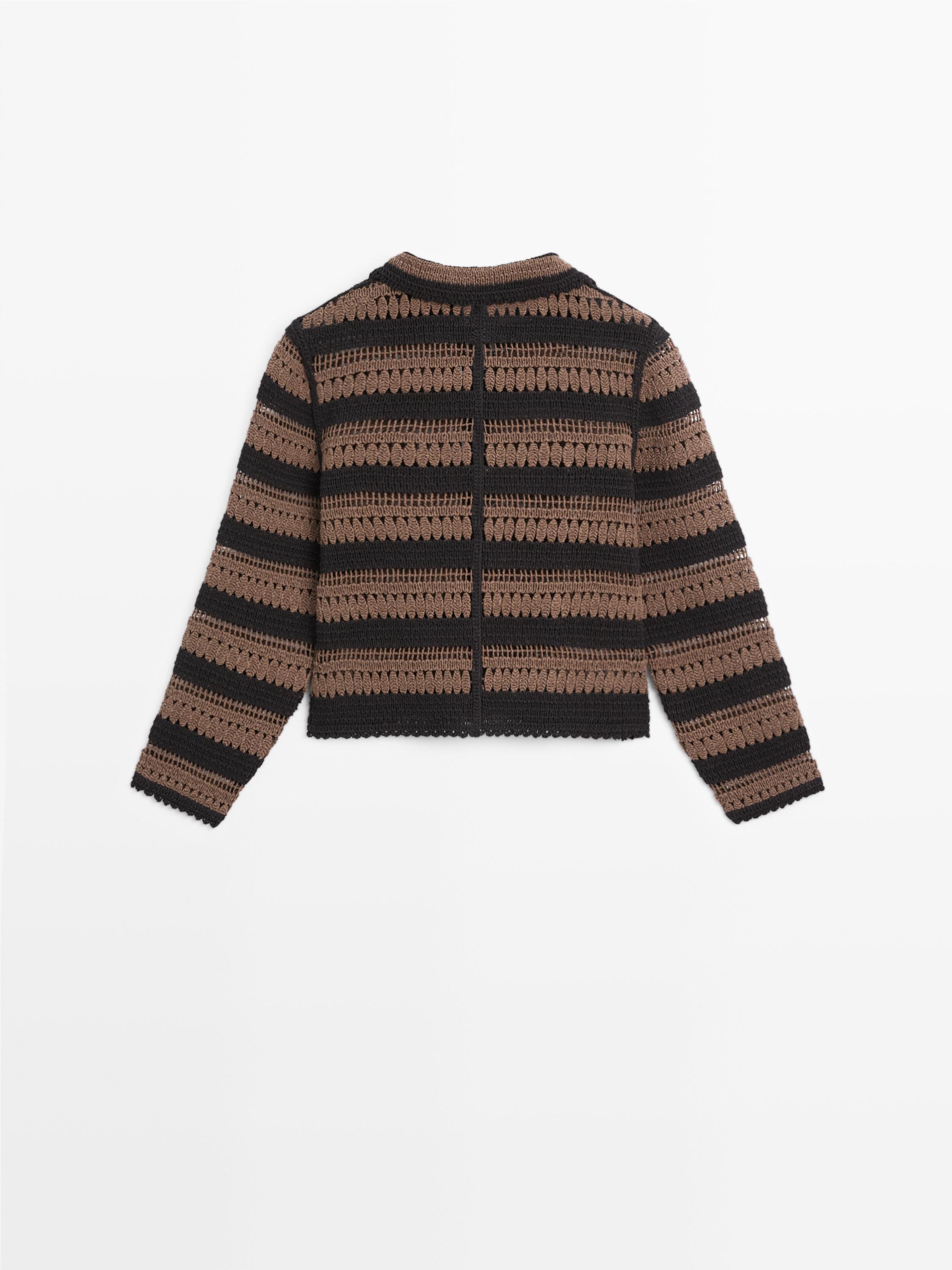 Çizgili kısa kroşe örgü ceket