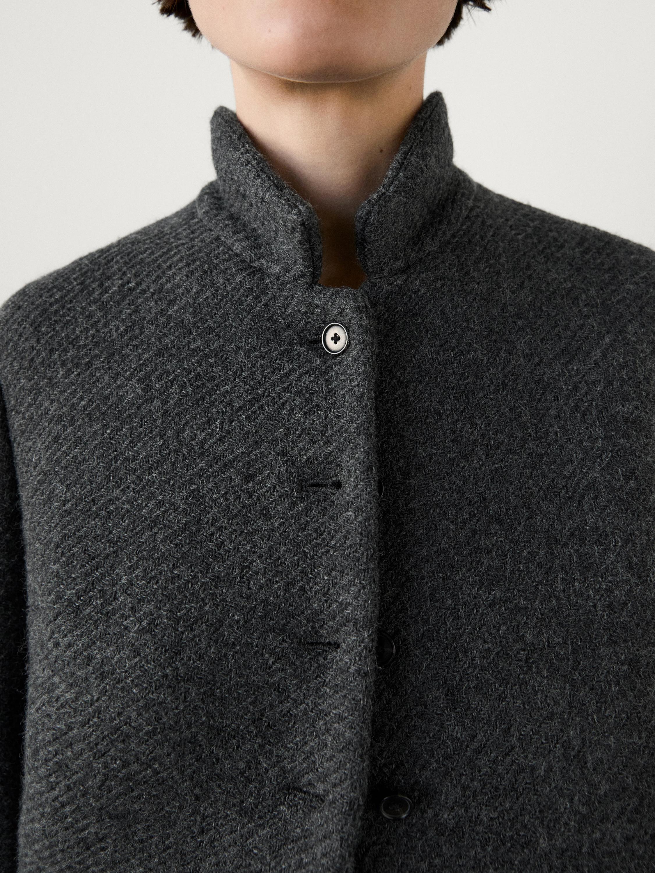 Veste courte texturée en laine mélangée