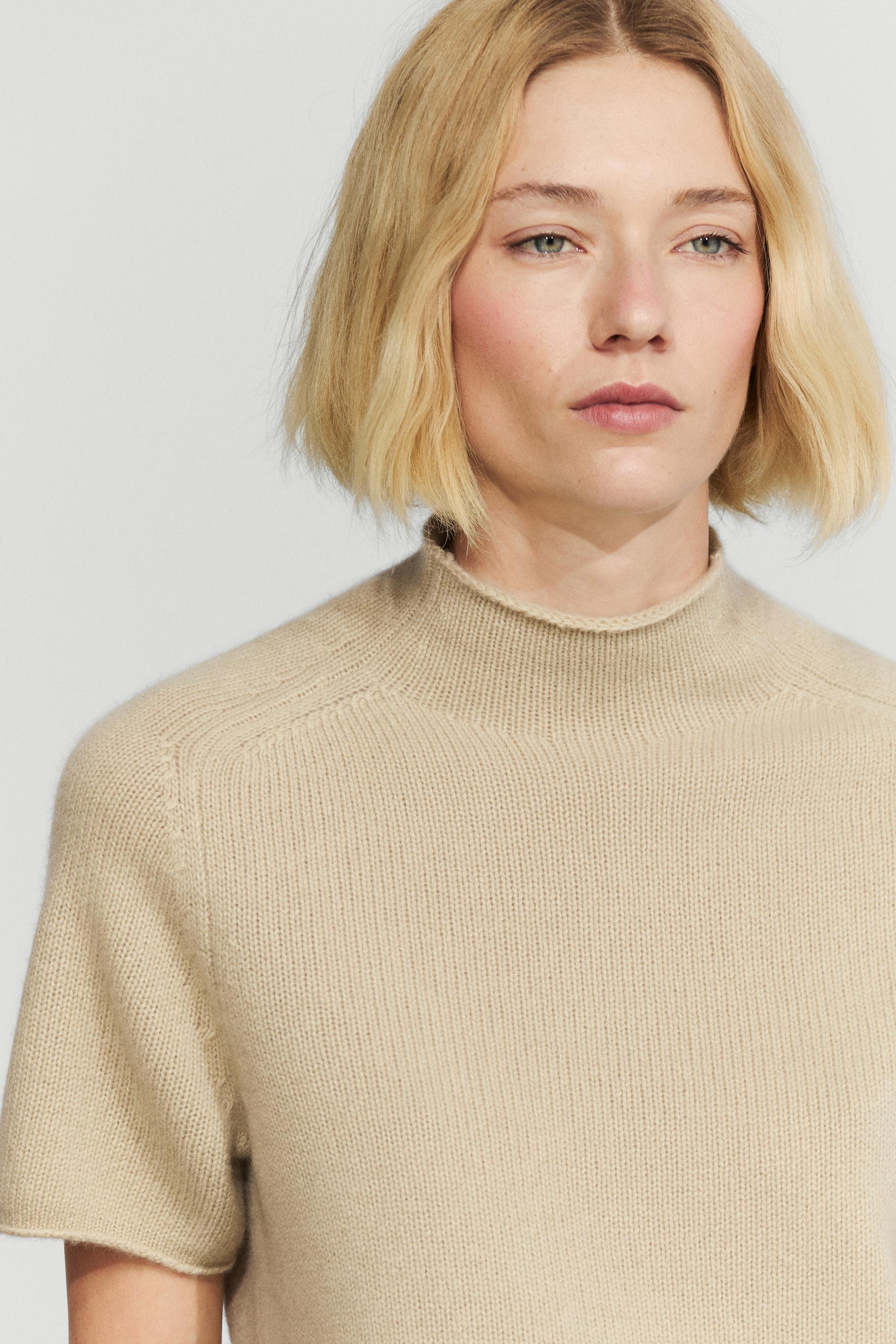 100% Cashmere Mock Turtleneck Sweater — MINK