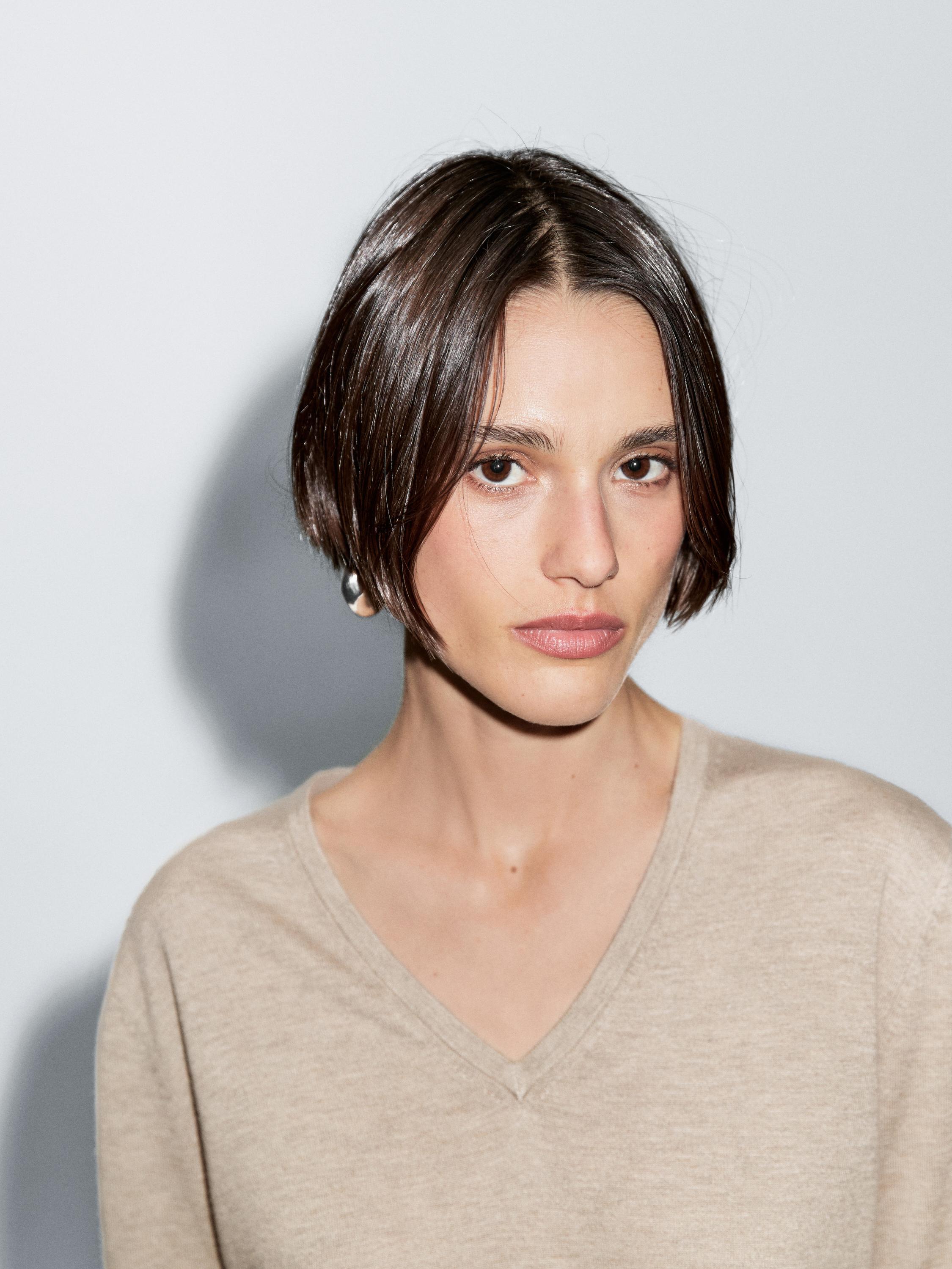 Wool blend V-neck knit sweater