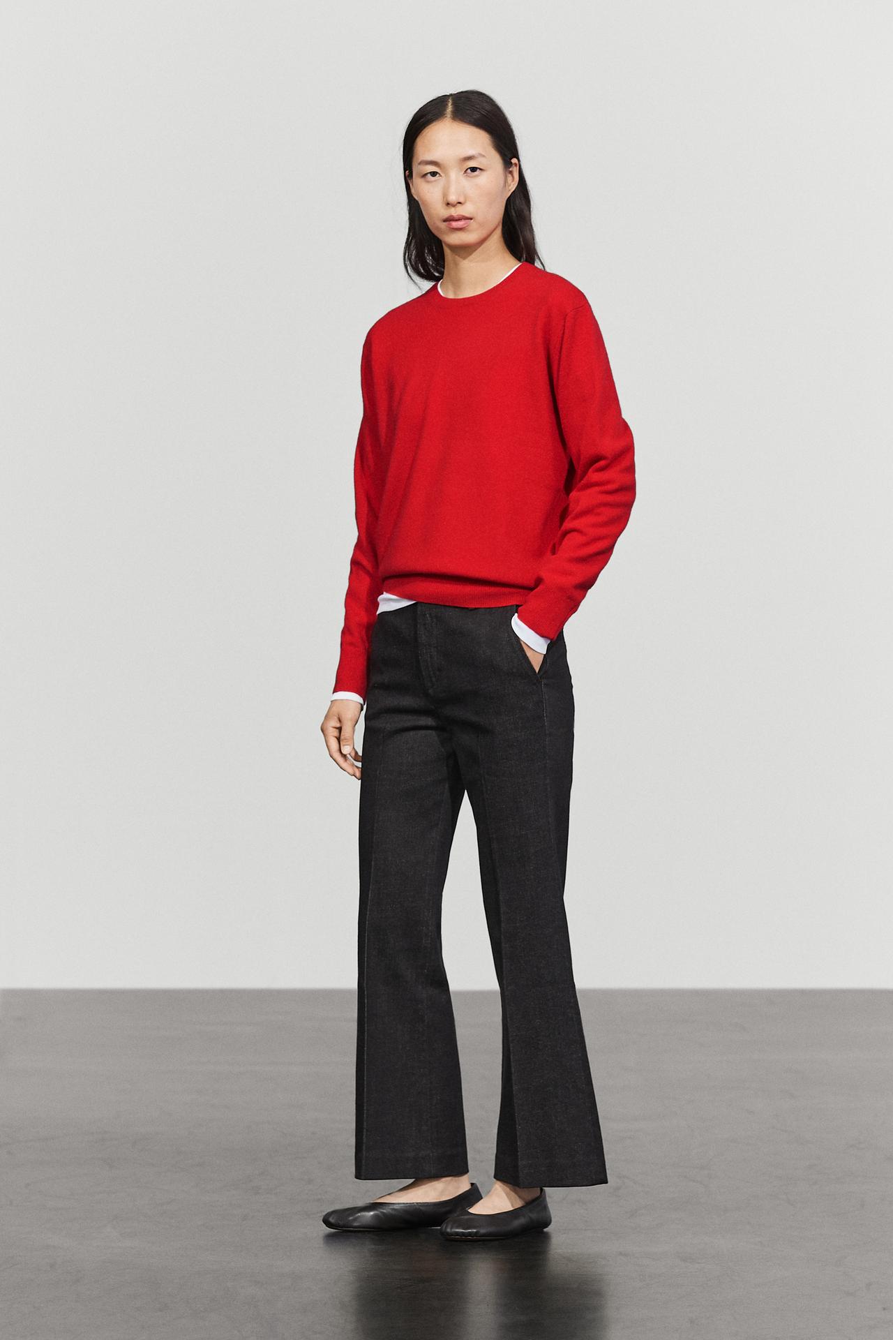 Wool blend crew neck knit sweater — RED