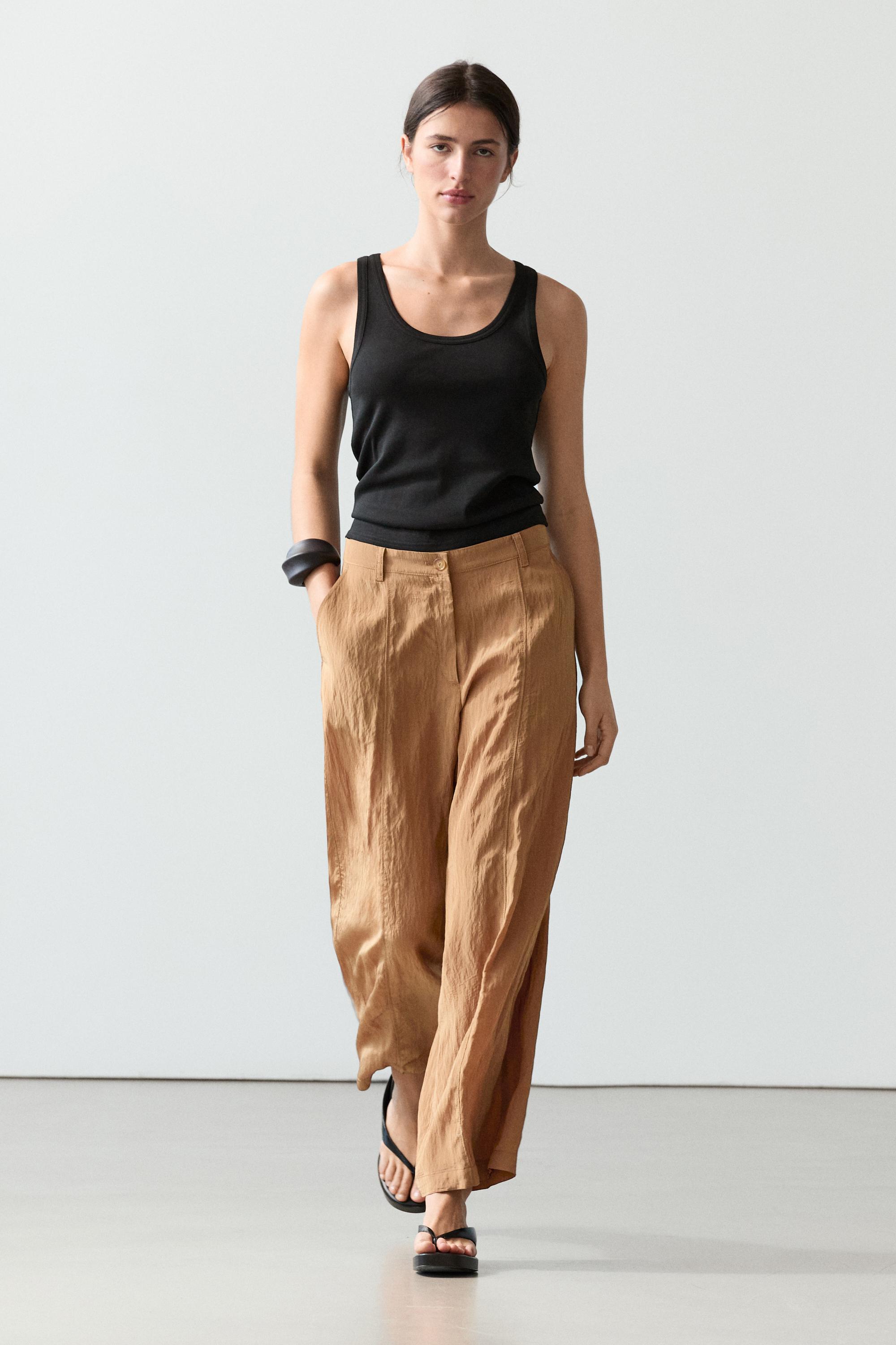 Lightweight barrel fit trousers — Caramel