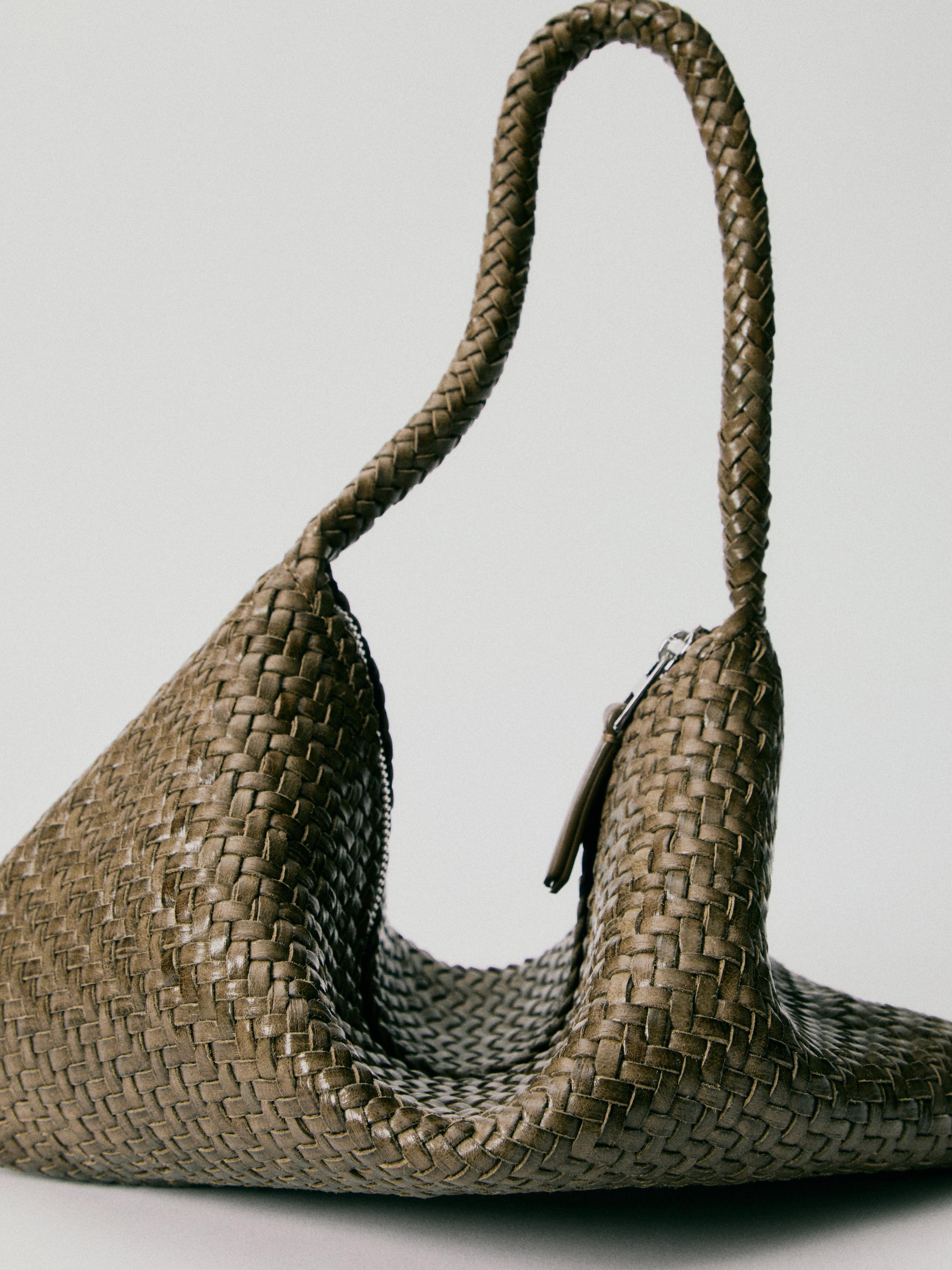 Mid-sized braided leather shoulder bag — KHAKI
