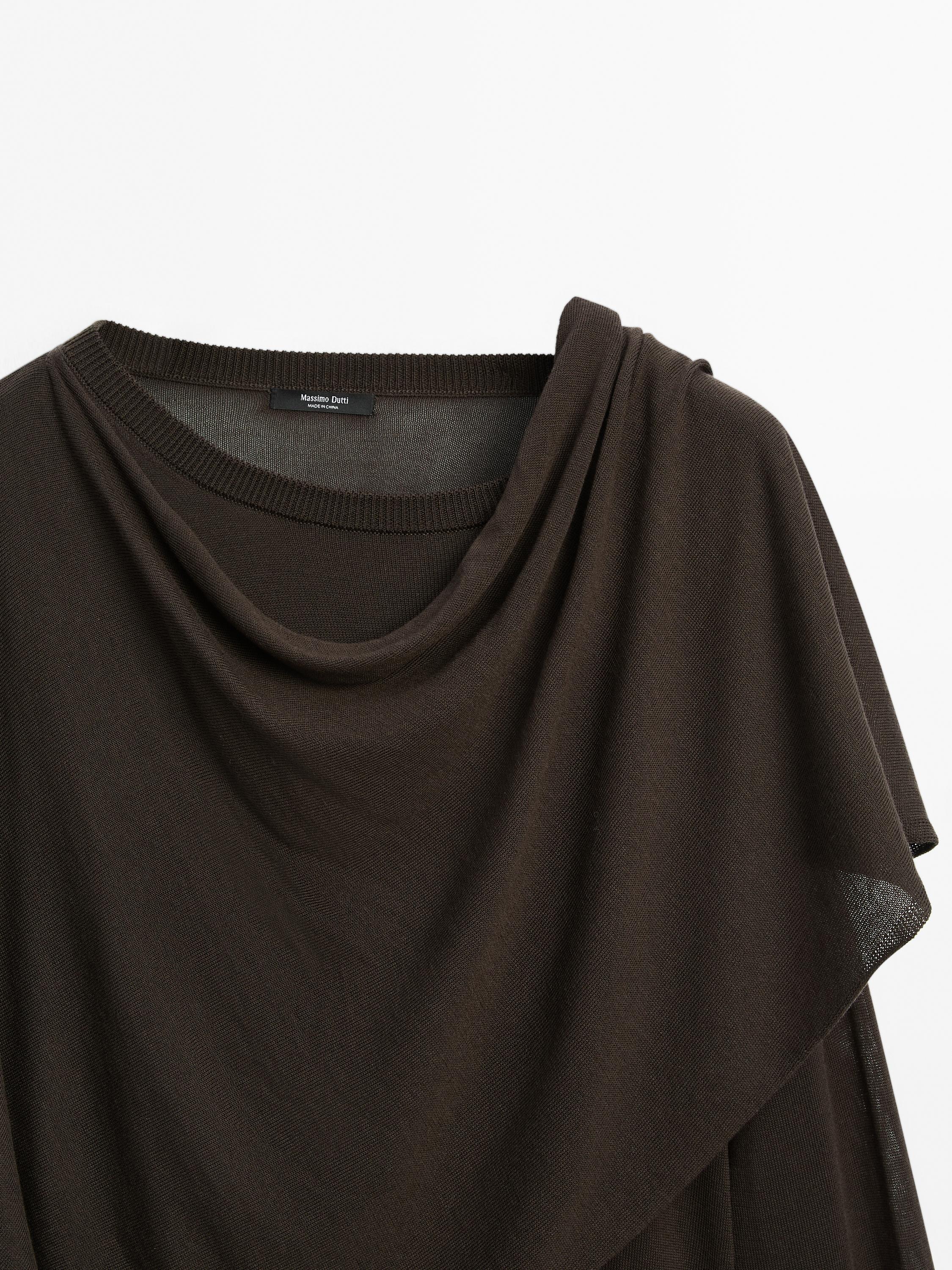 Pull en maille avec foulard