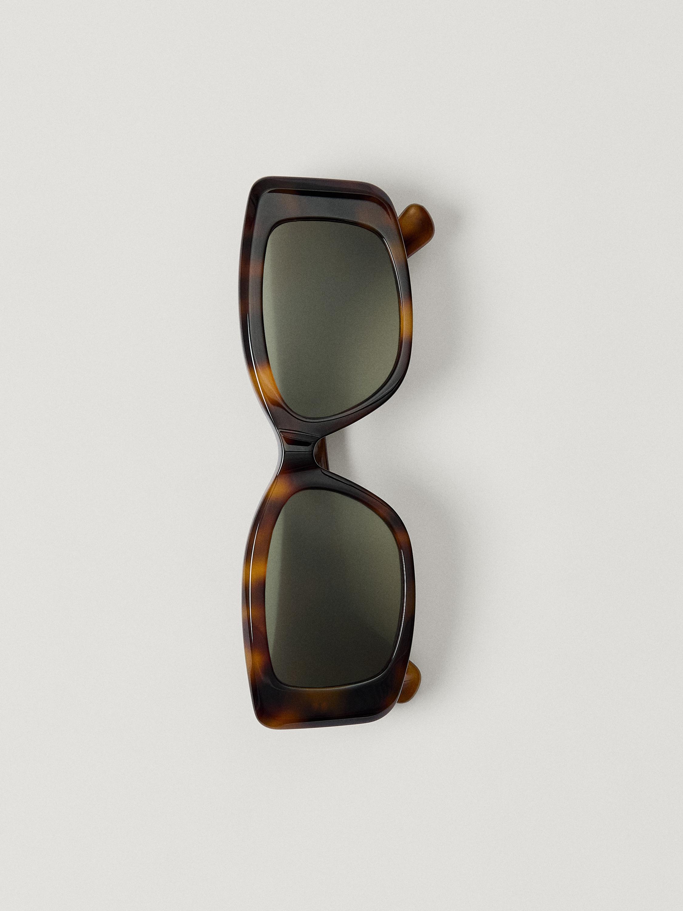 Rectangular tortoiseshell-effect sunglasses