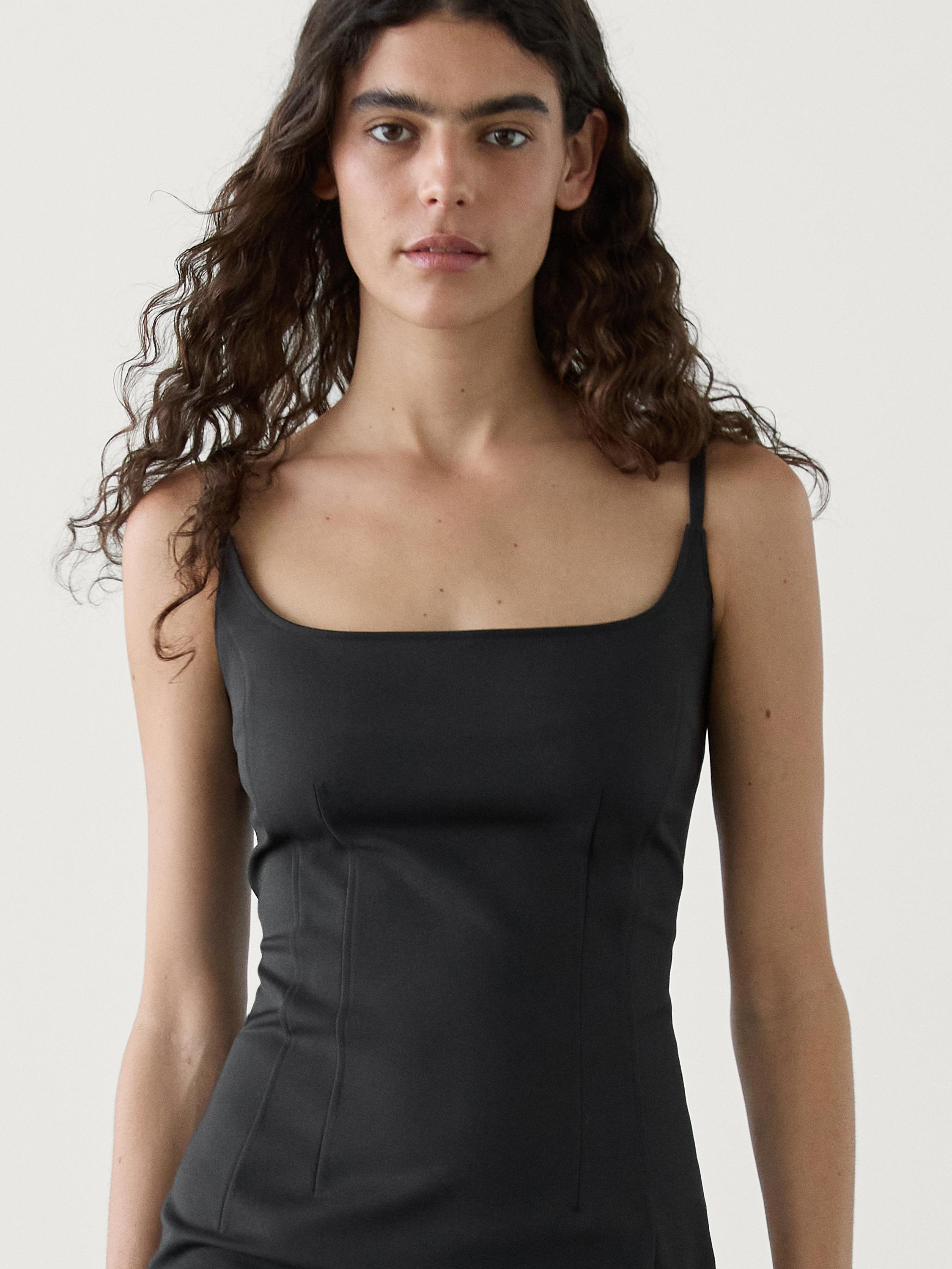 فستان ميدي ضيق بحمالات قابلة للتعديل