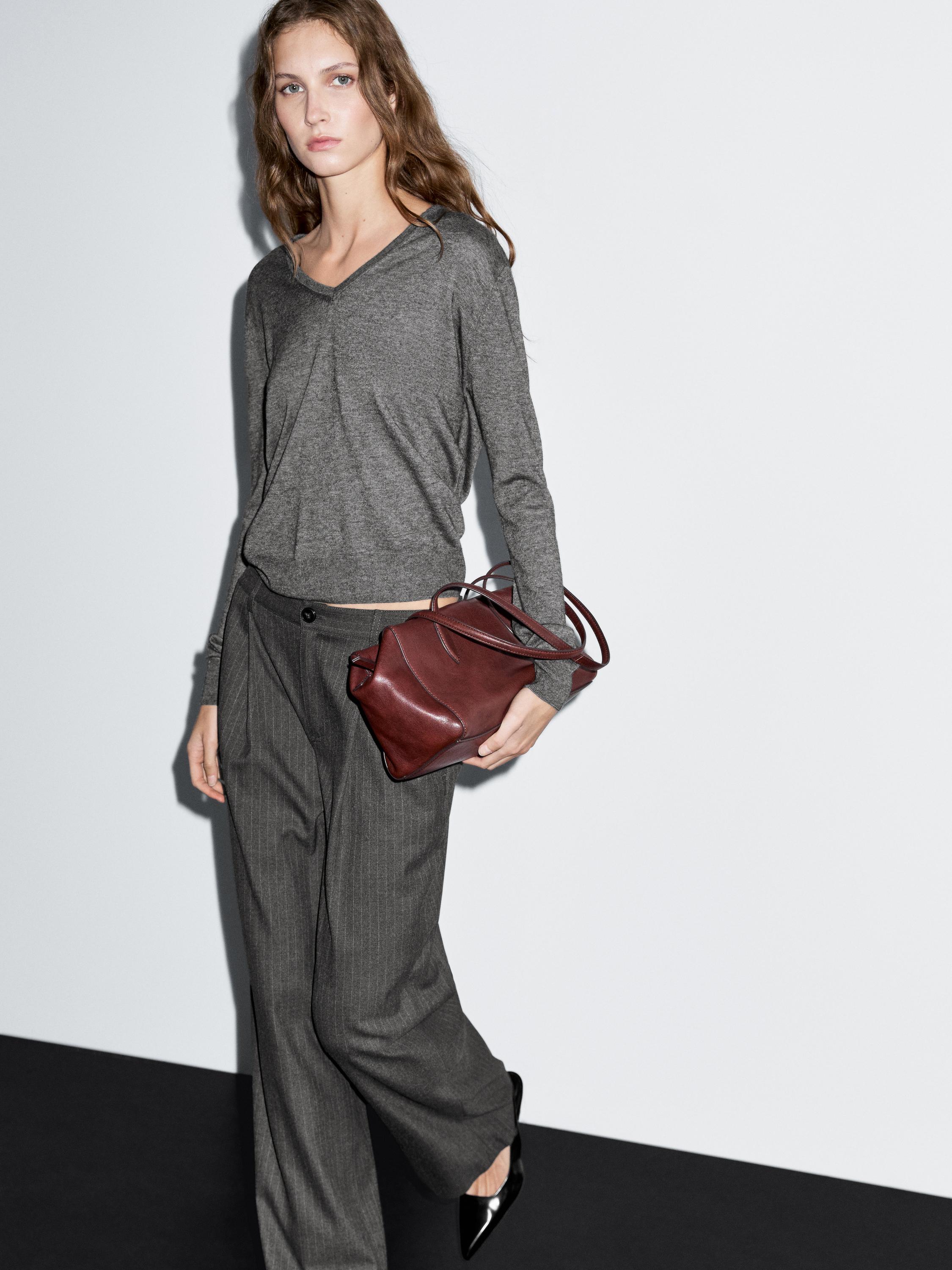 미드라이즈 와이드 레그 핀스트라이프 팬츠