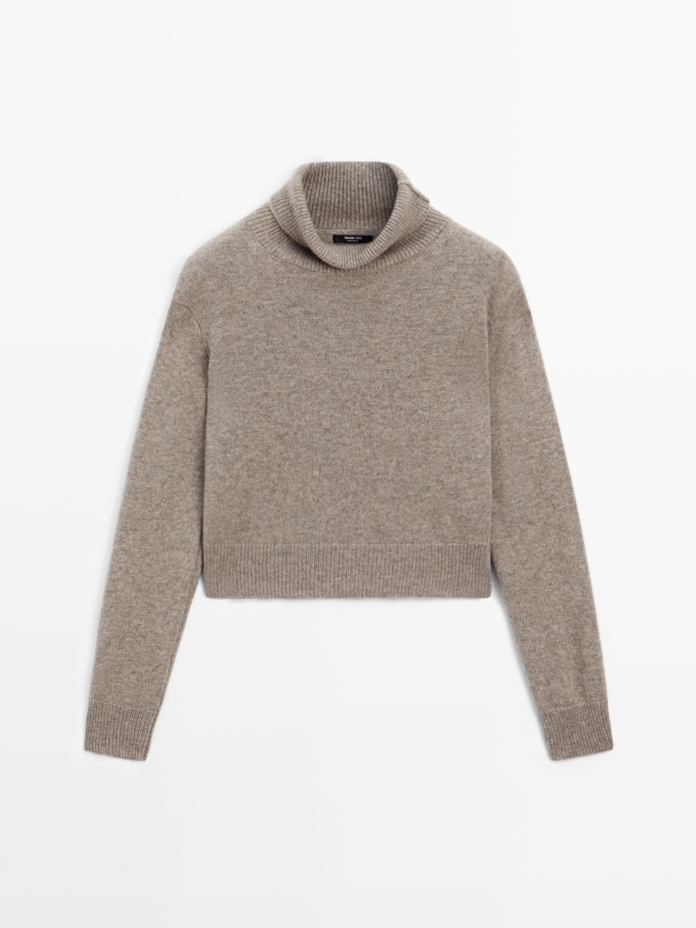 100% cashmere short knit sweater