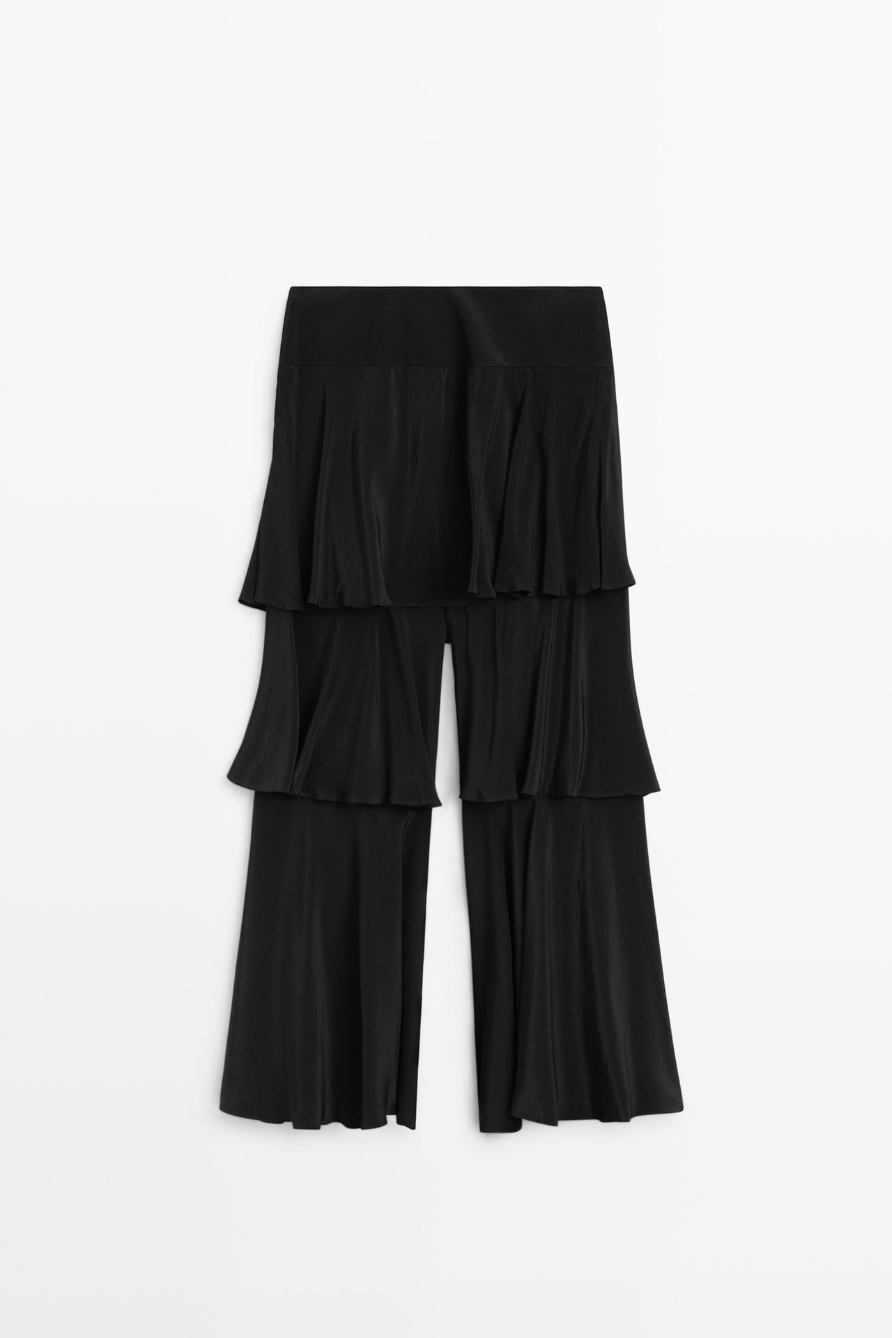 Flowing skort with ruffle detail — BLACK