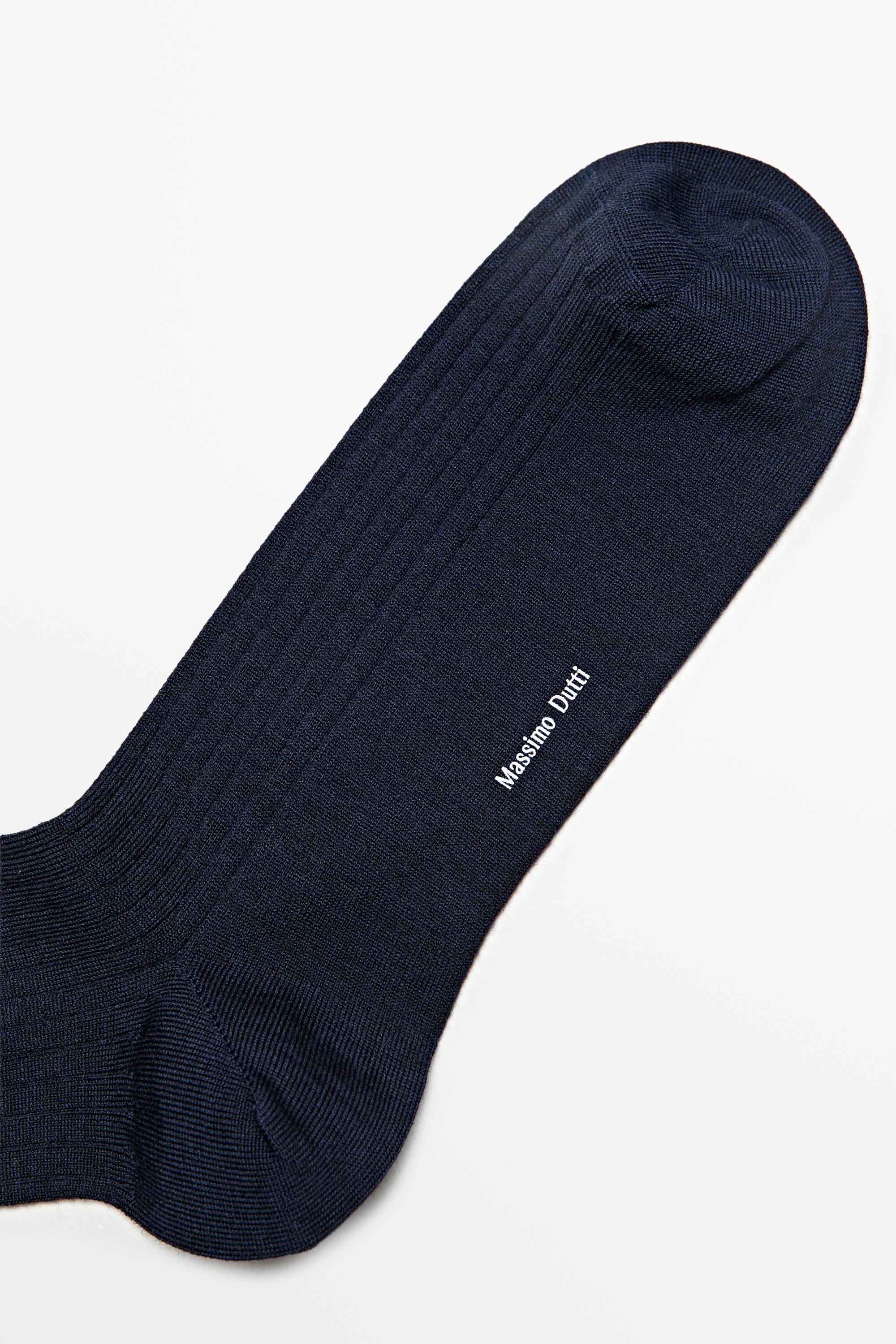 Ribbed dress socks
