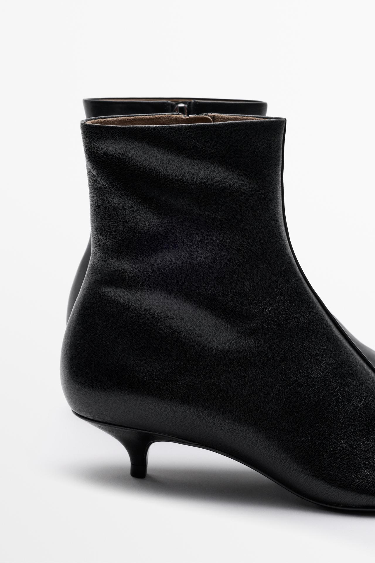 Leather low-heel ankle boot — BLACK