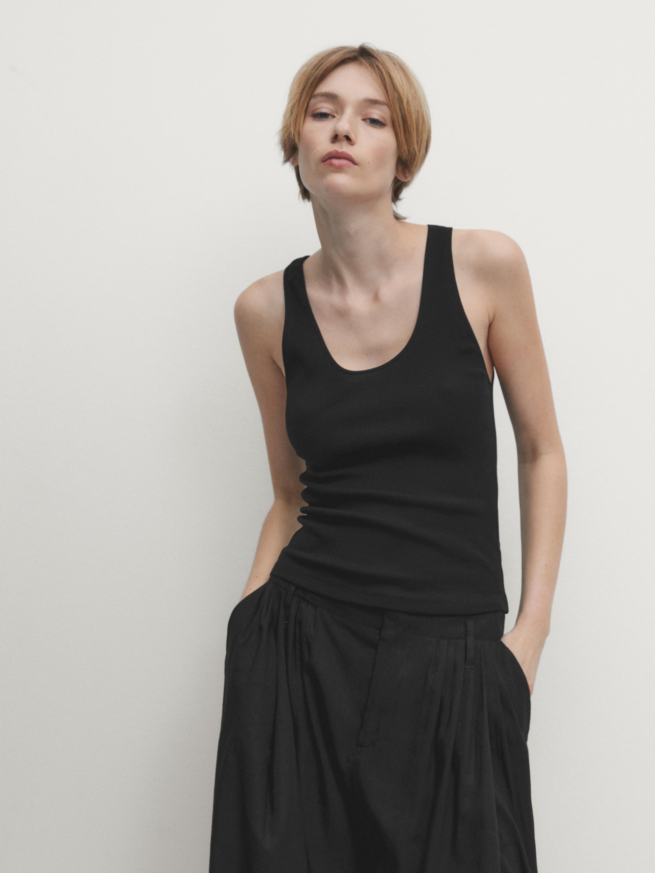 توب بحمالات قطن 100%