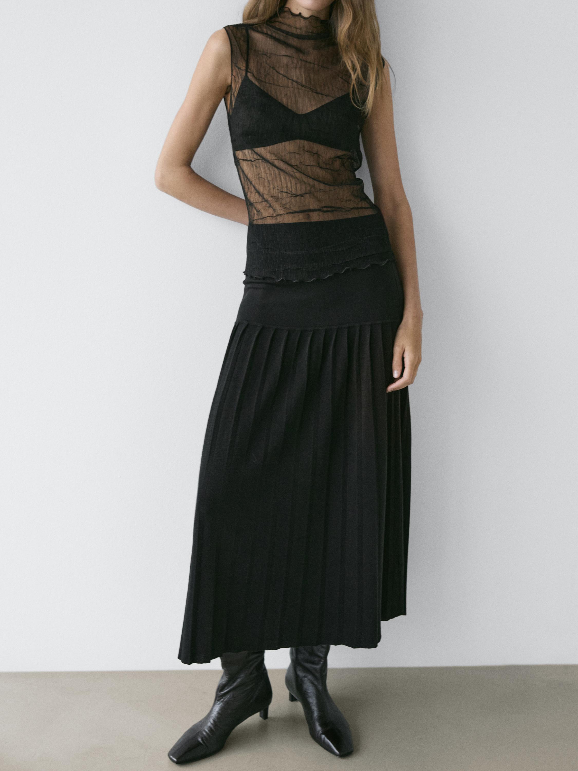 Midi skirt with box pleats — BLACK
