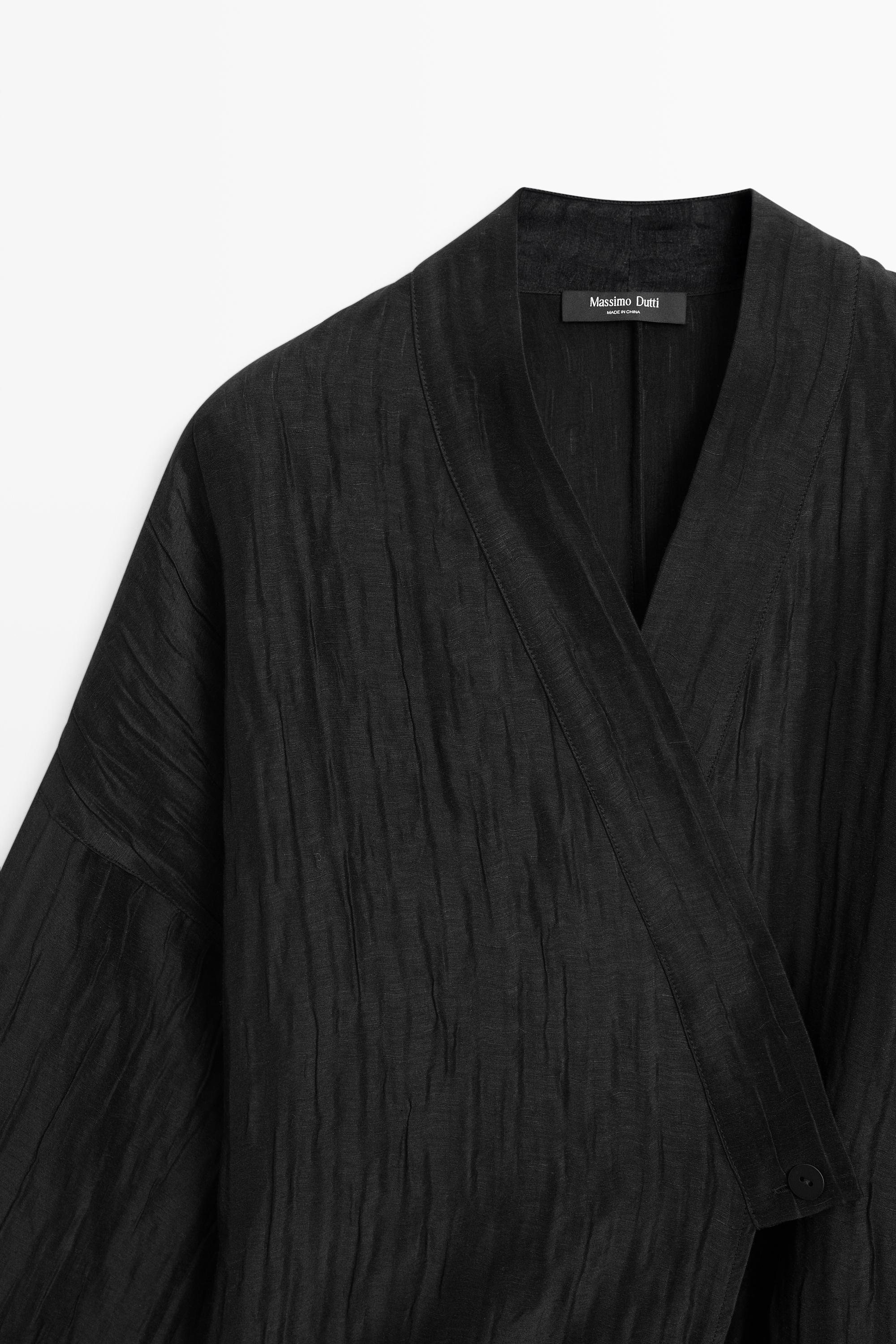 Textured linen blend V-neck kimono — BLACK