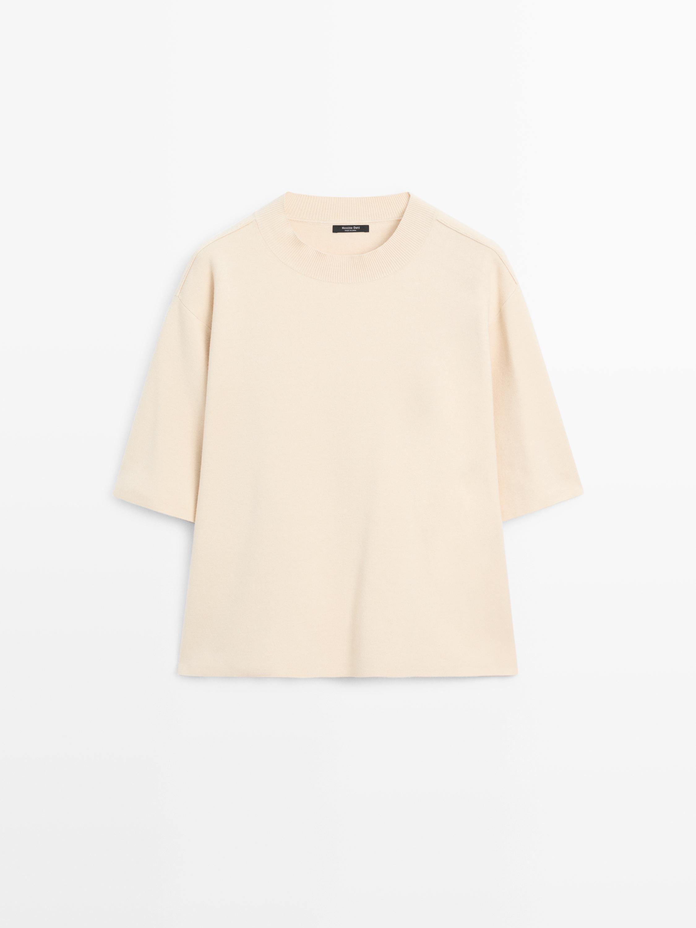 Knit T-shirt with ribbed neck