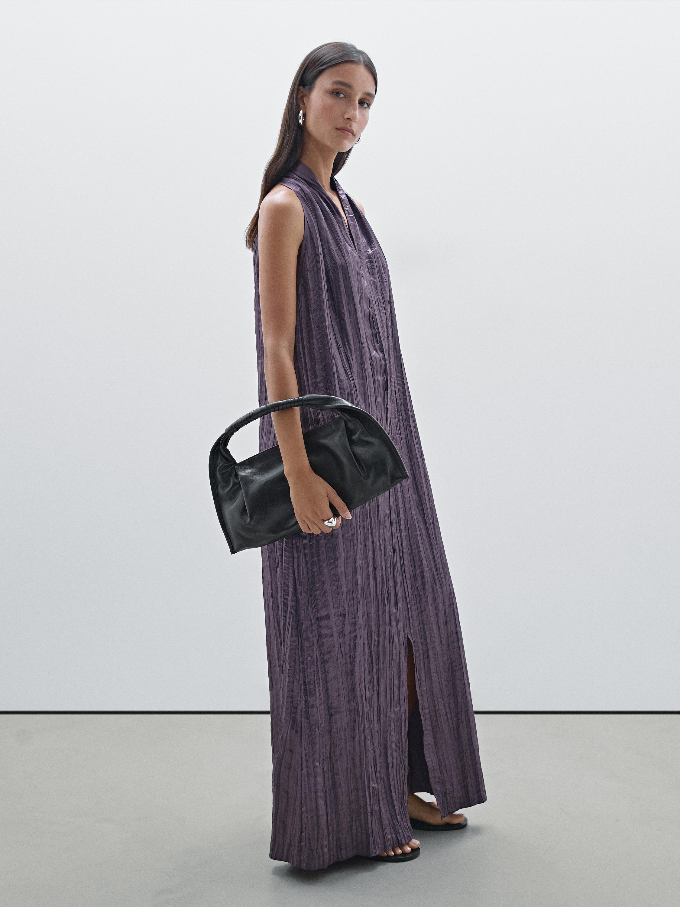 Gaun panjang leher halter pleated