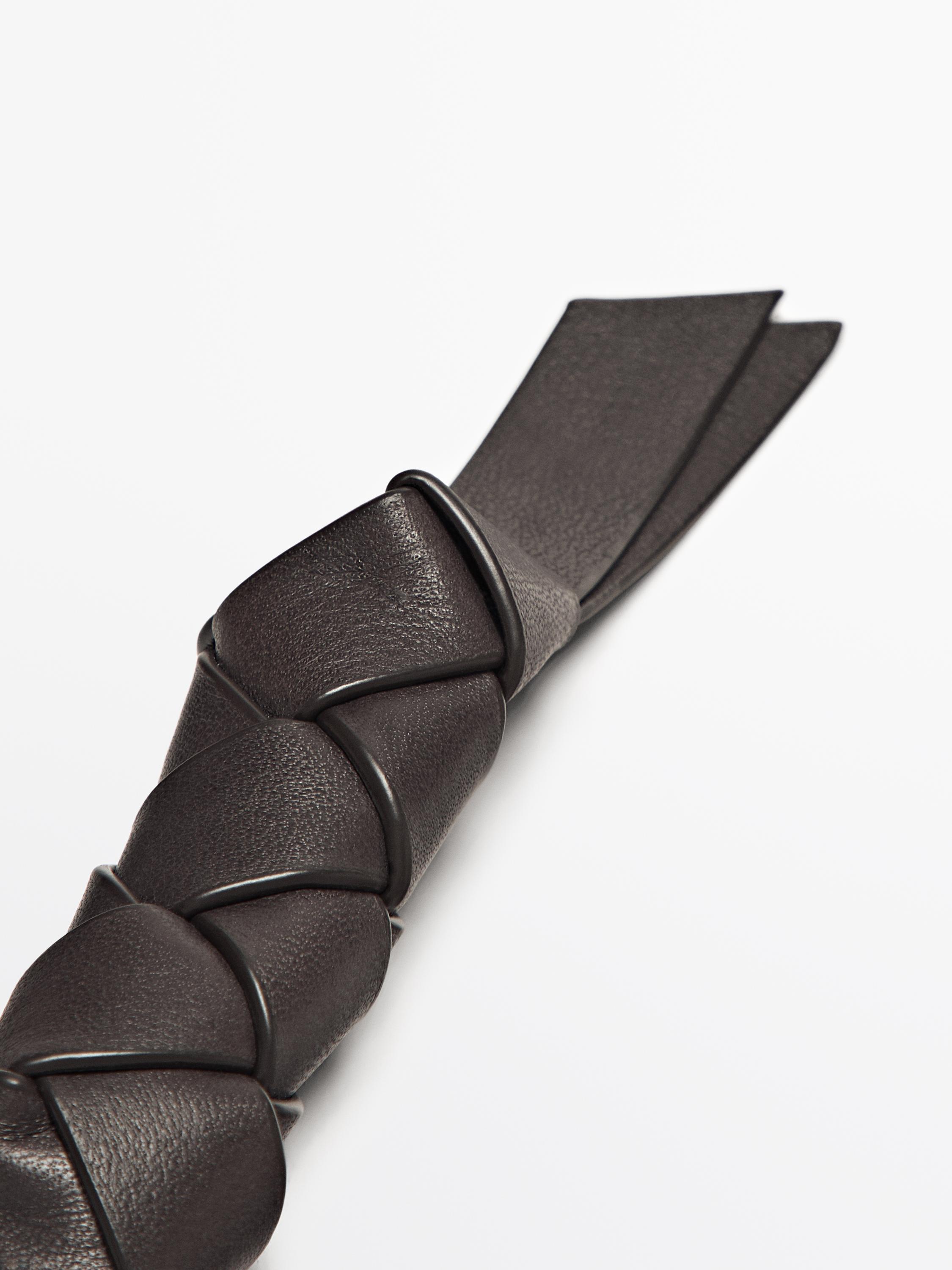 Braided nappa leather keyring
