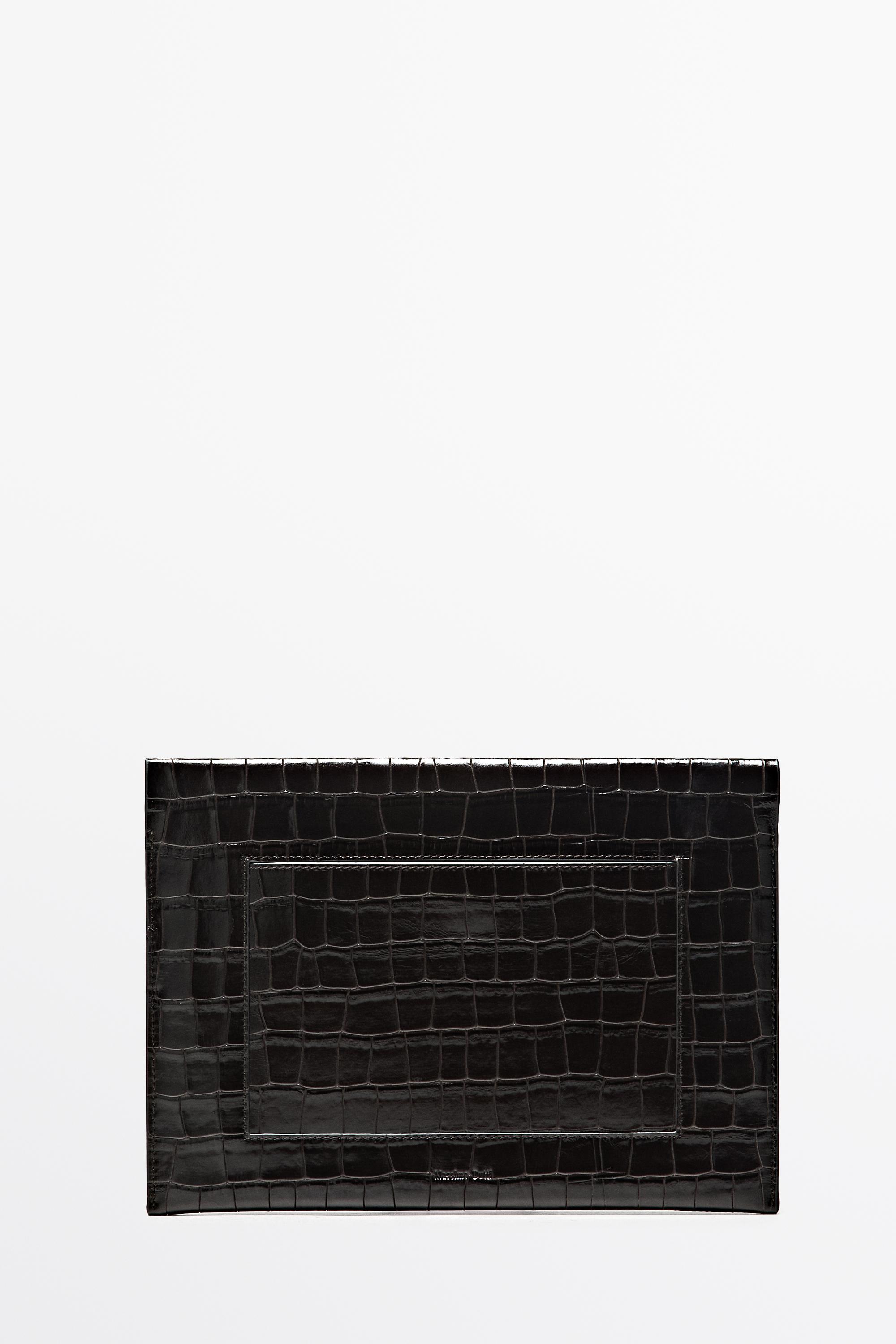 Textured leather iPad case