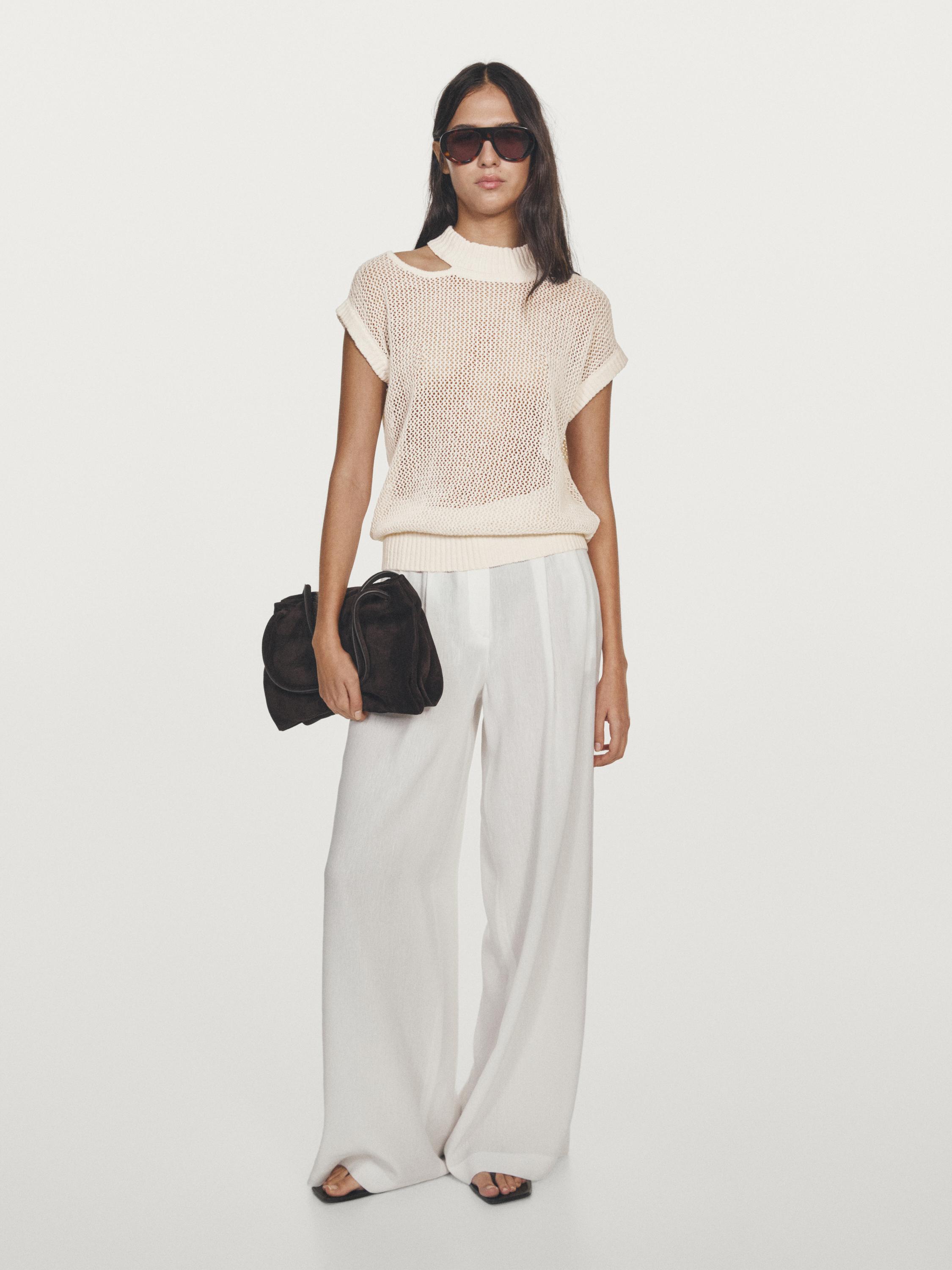 Knit top with cut-out neck