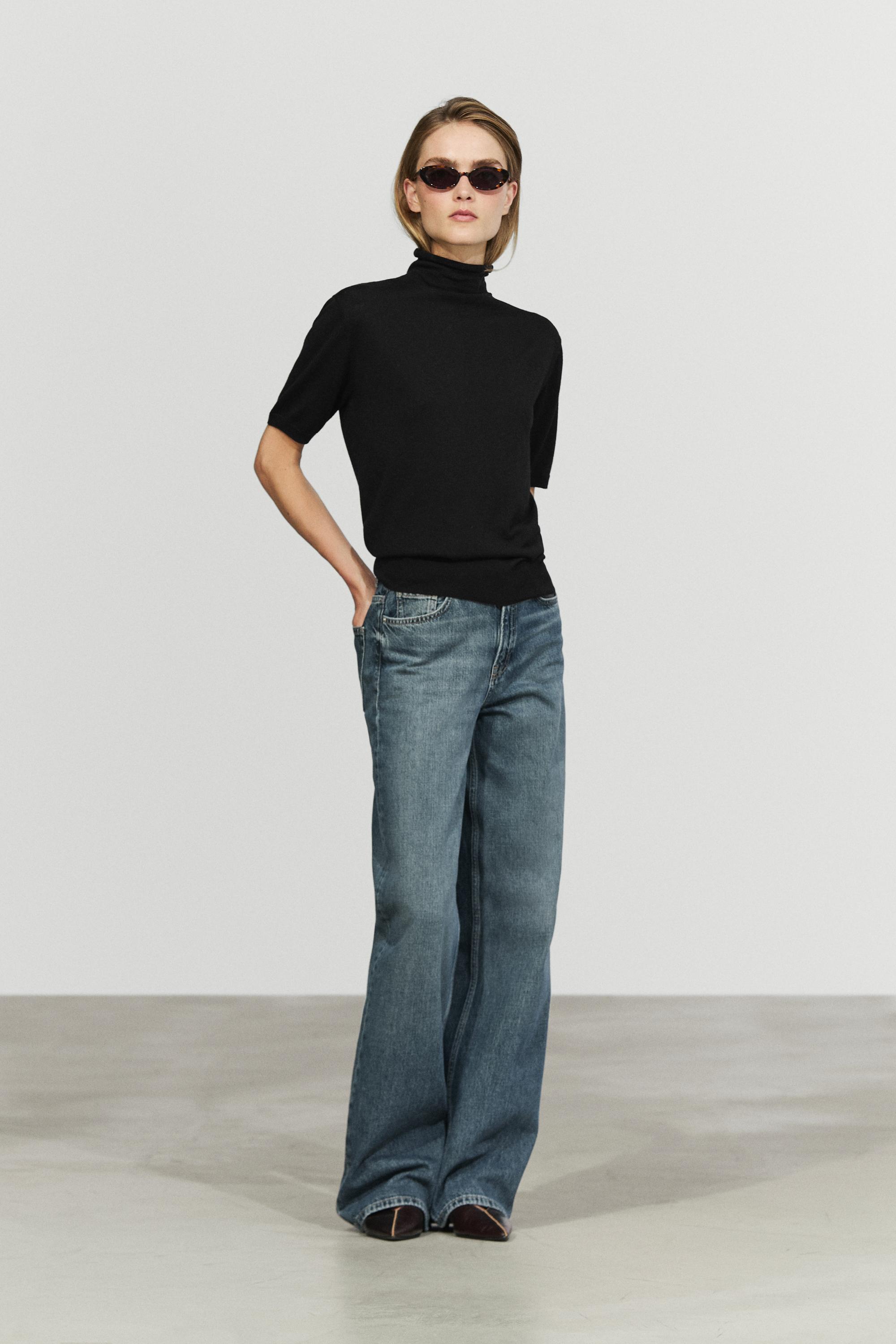 Short sleeve turtleneck knit sweater — BLACK