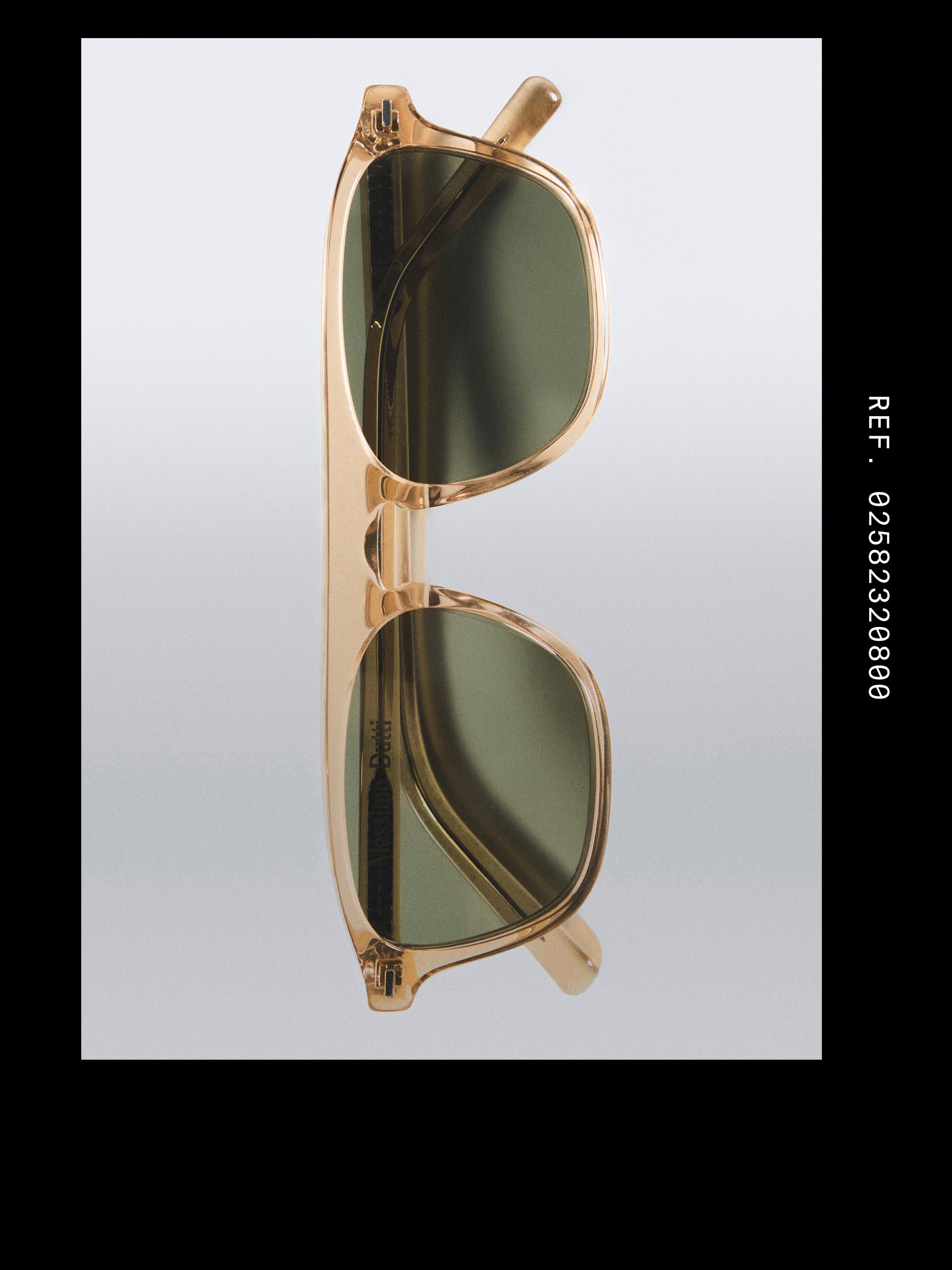 D-frame sunglasses — Mustard