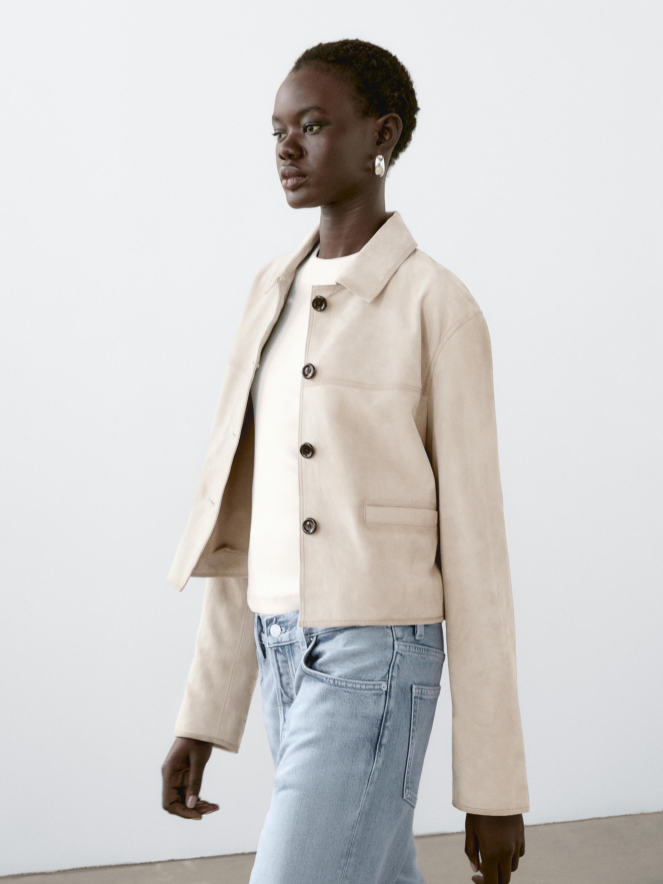 Short suede leather jacket with topstitching · Ice · Bags And Backpacks Massimo Dutti