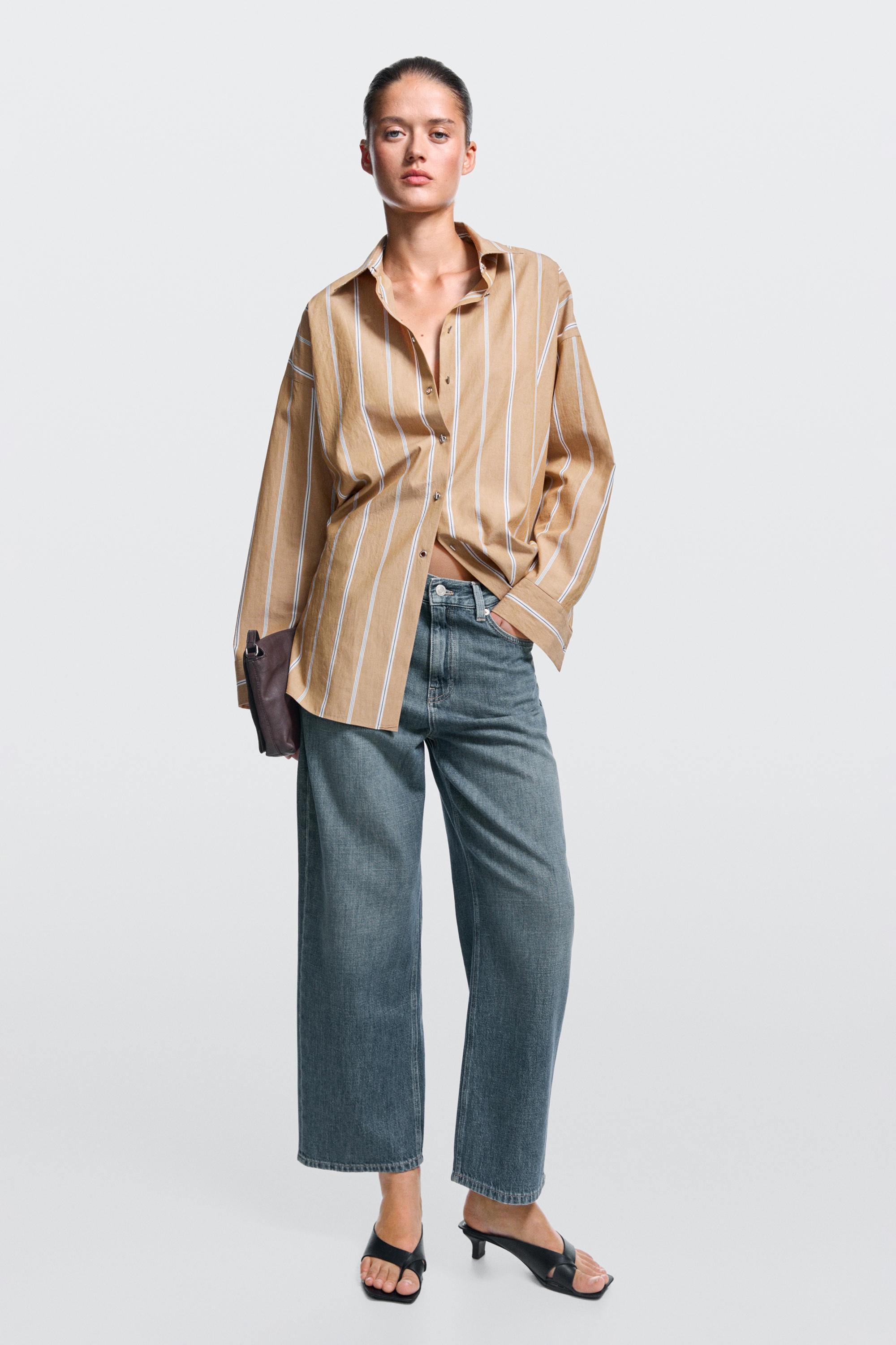 Mid-waist cropped wide-leg jeans