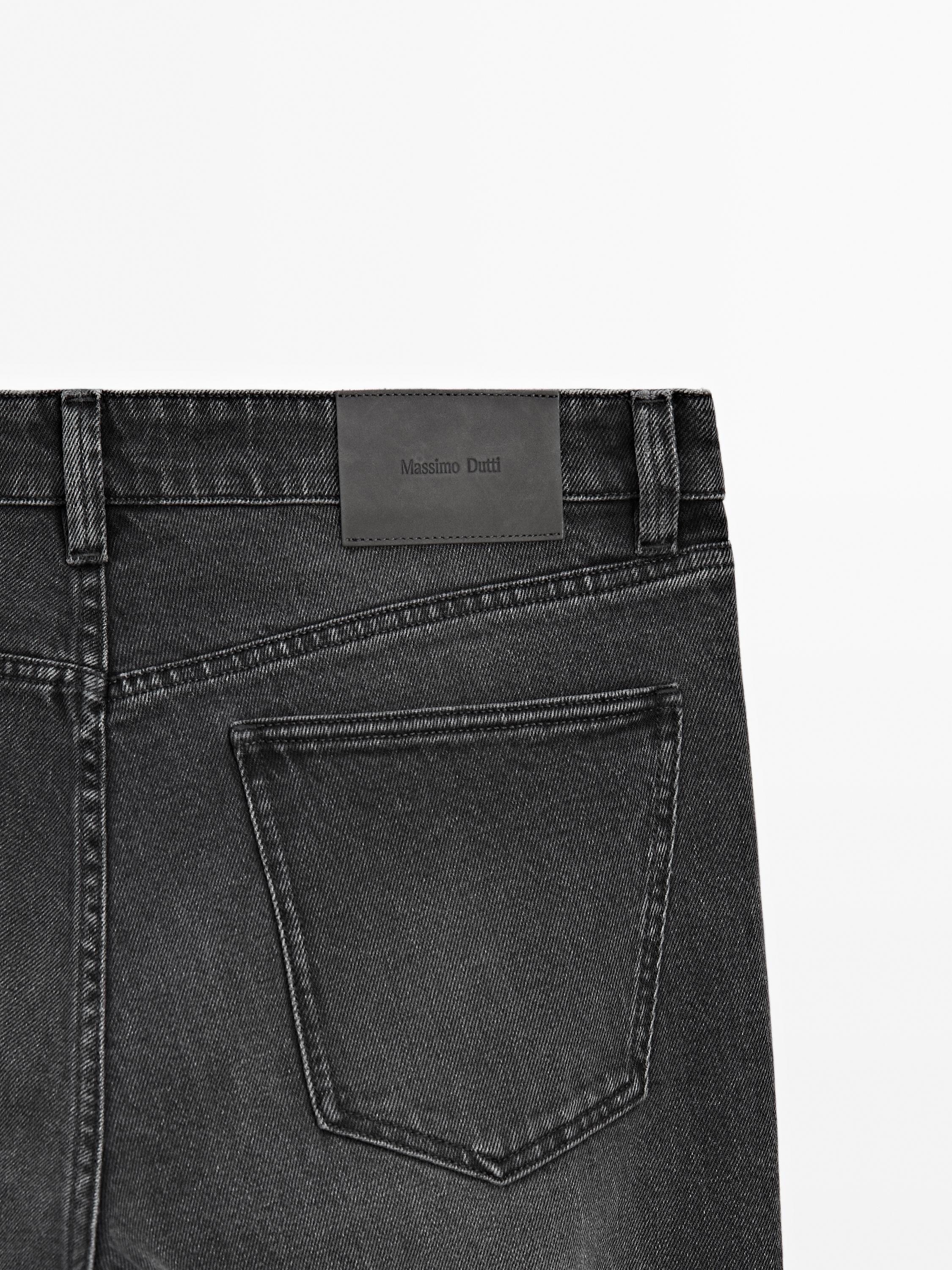 Slim fit jeans