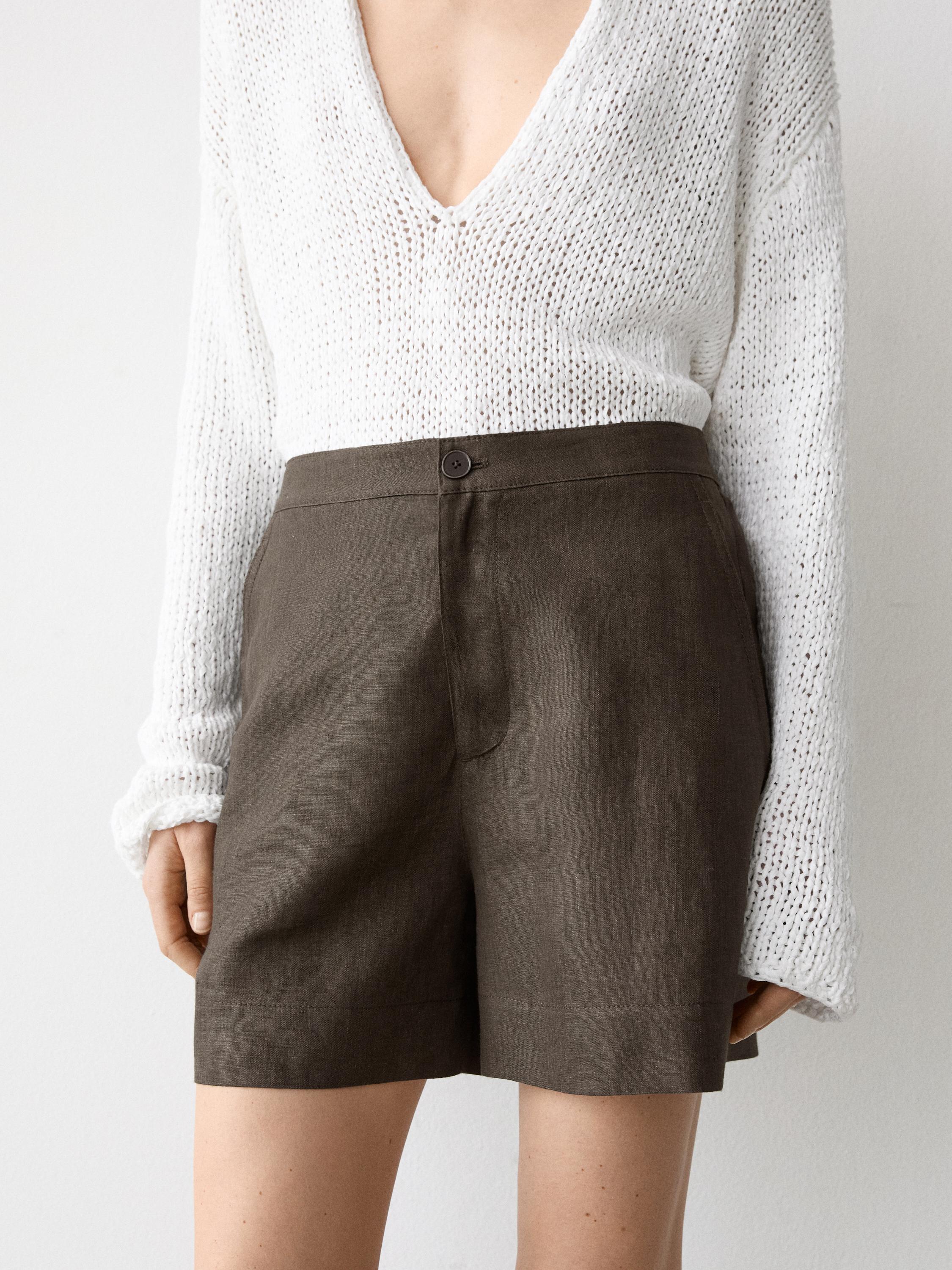 Short linen Bermuda shorts