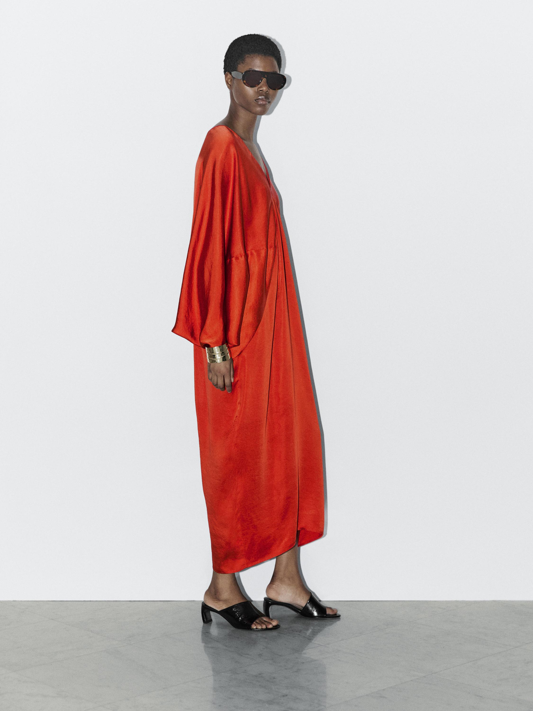 Vestido kimono fluido satinado - STUDIO