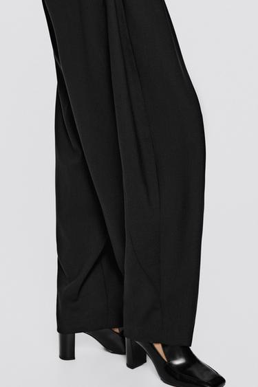 Barrel fit tailored pants with darts - LIMITED EDITION — BLACK 4