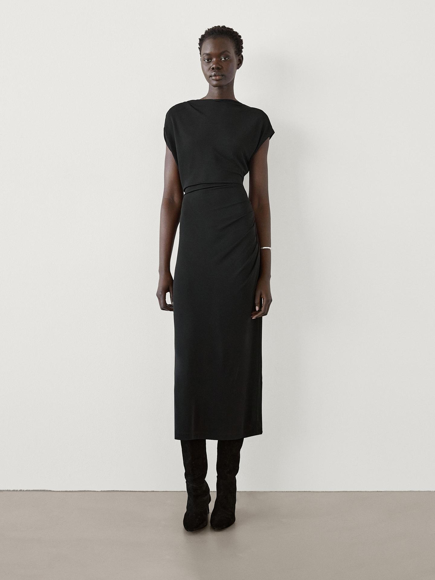 Kleider Massimo Dutti