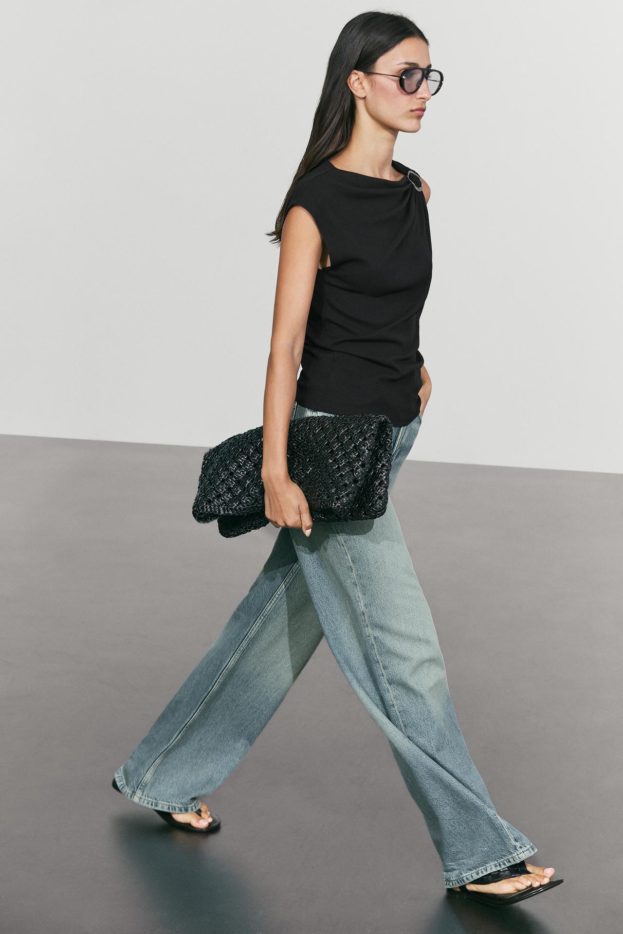 Asymmetric metal detail top — BLACK
