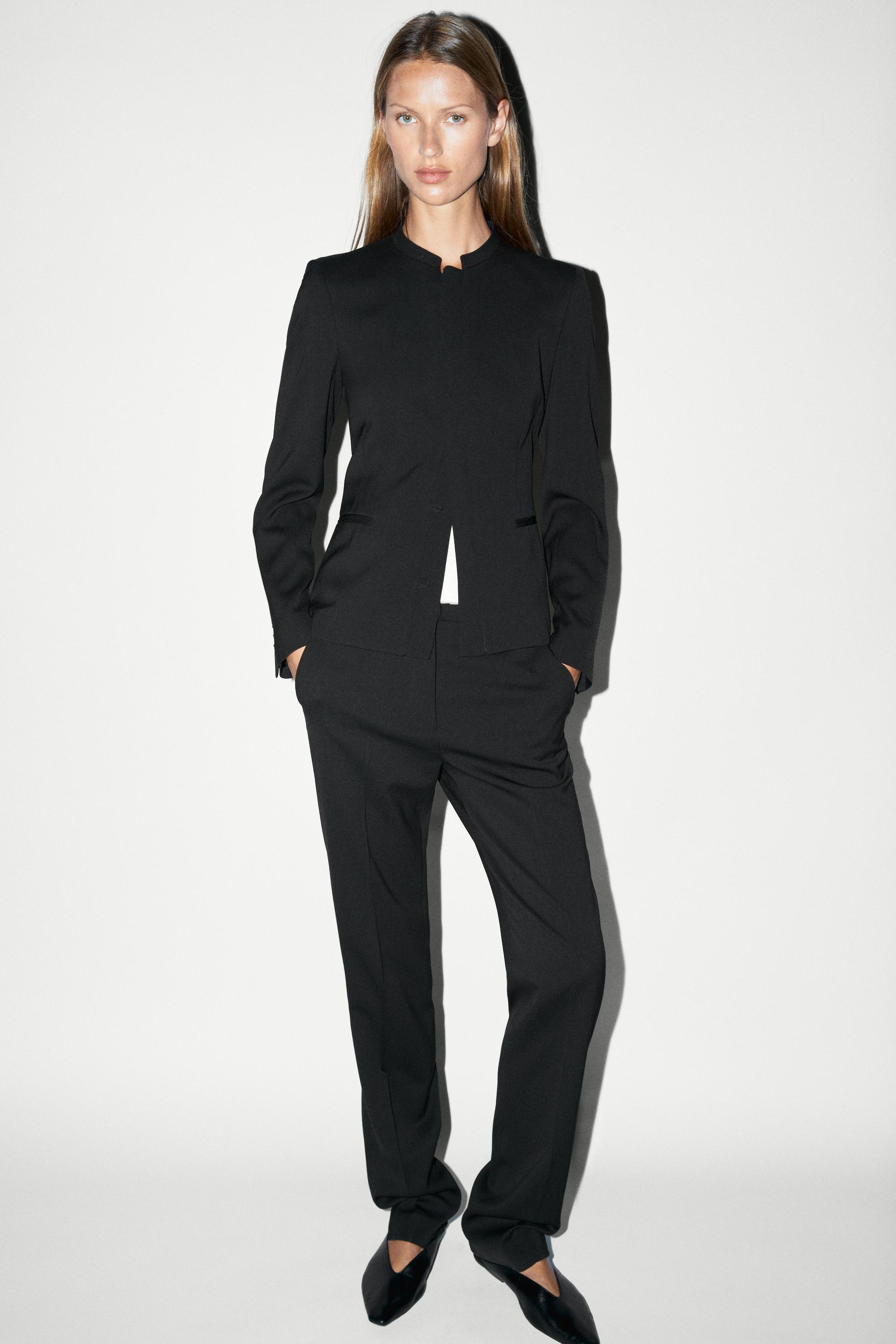 Round neck blazer with dart details