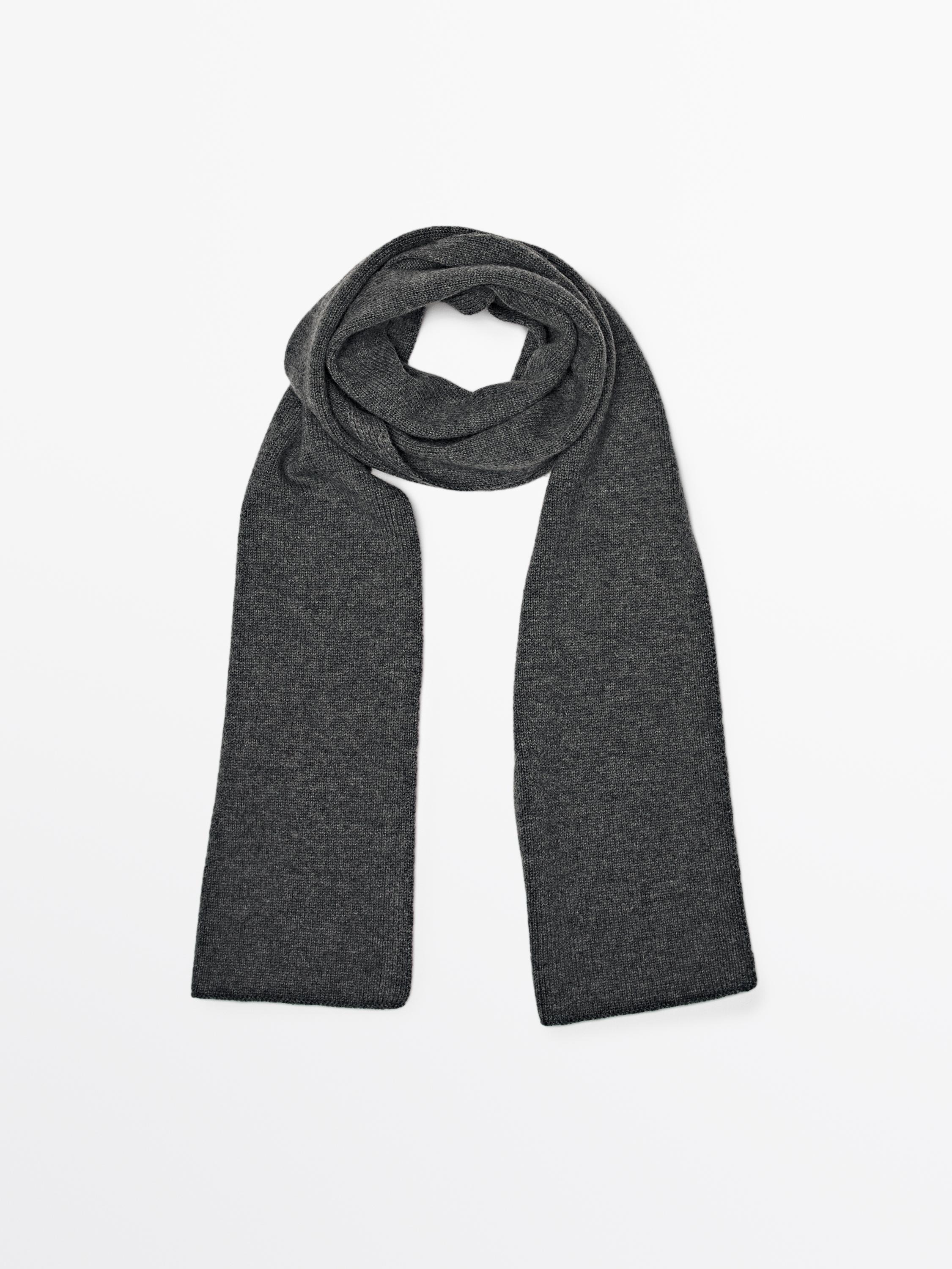 Fine wool blend scarf