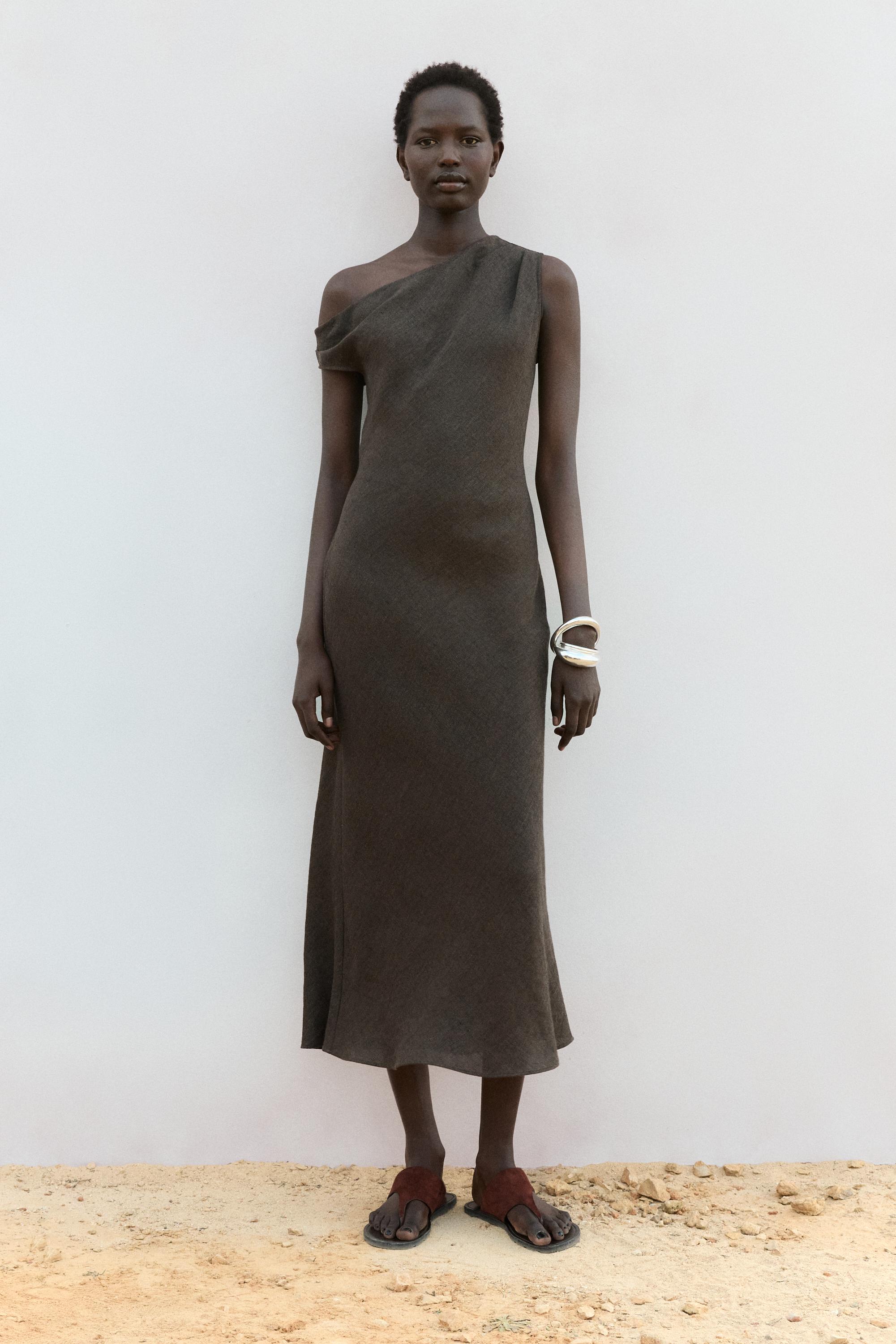 Midi dress with pleated shoulder detail — DARK GREY
