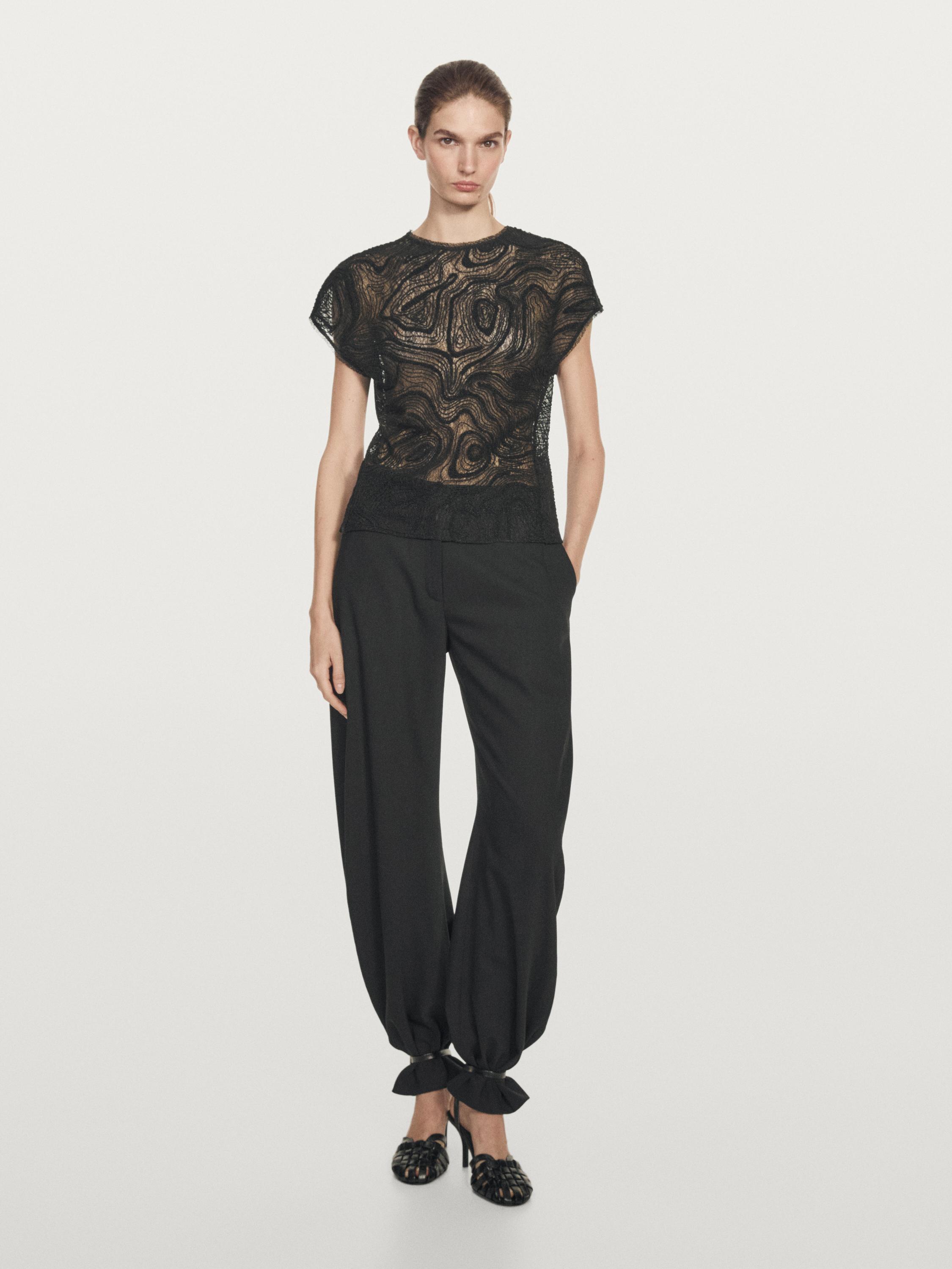 Top bordado semi transparente