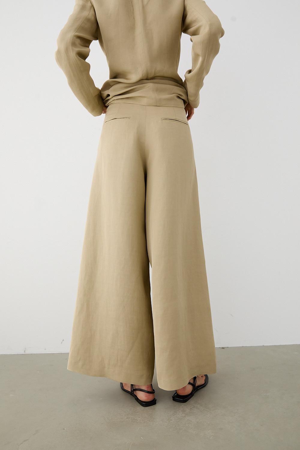 Wide-leg voluminous trousers — BEIGE