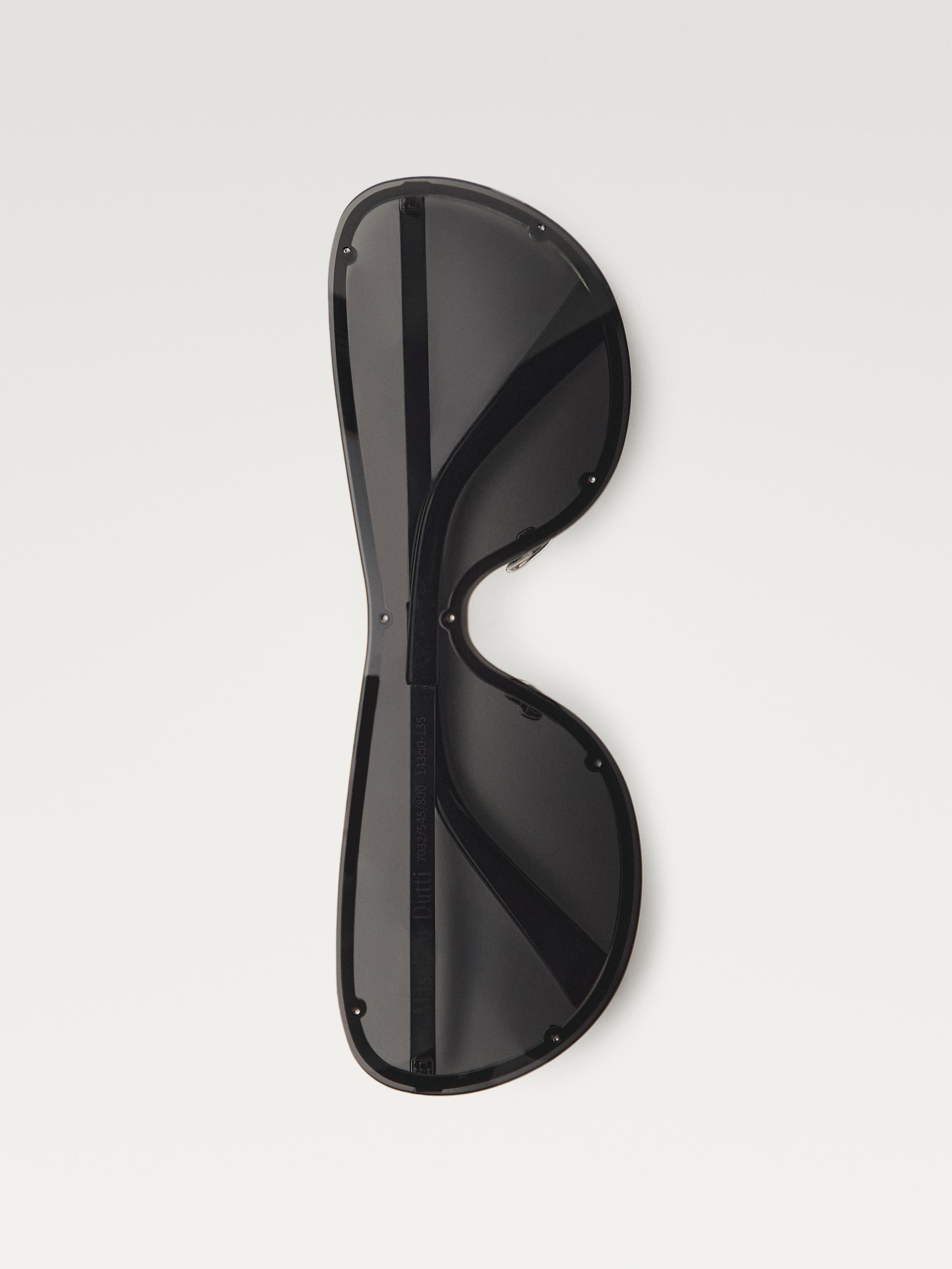 One-piece zonnebril