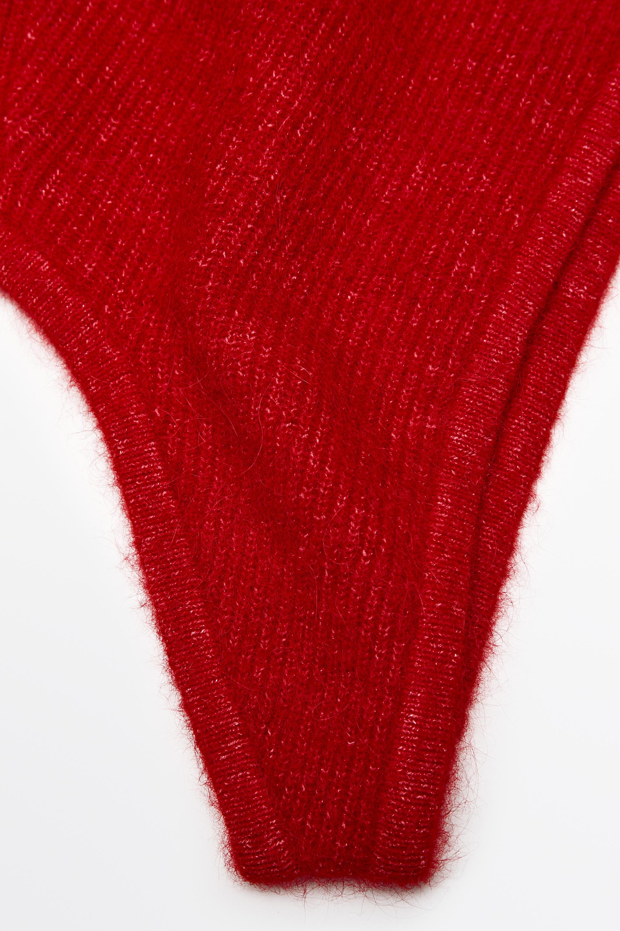 Alpaca blend knit beanie — RED