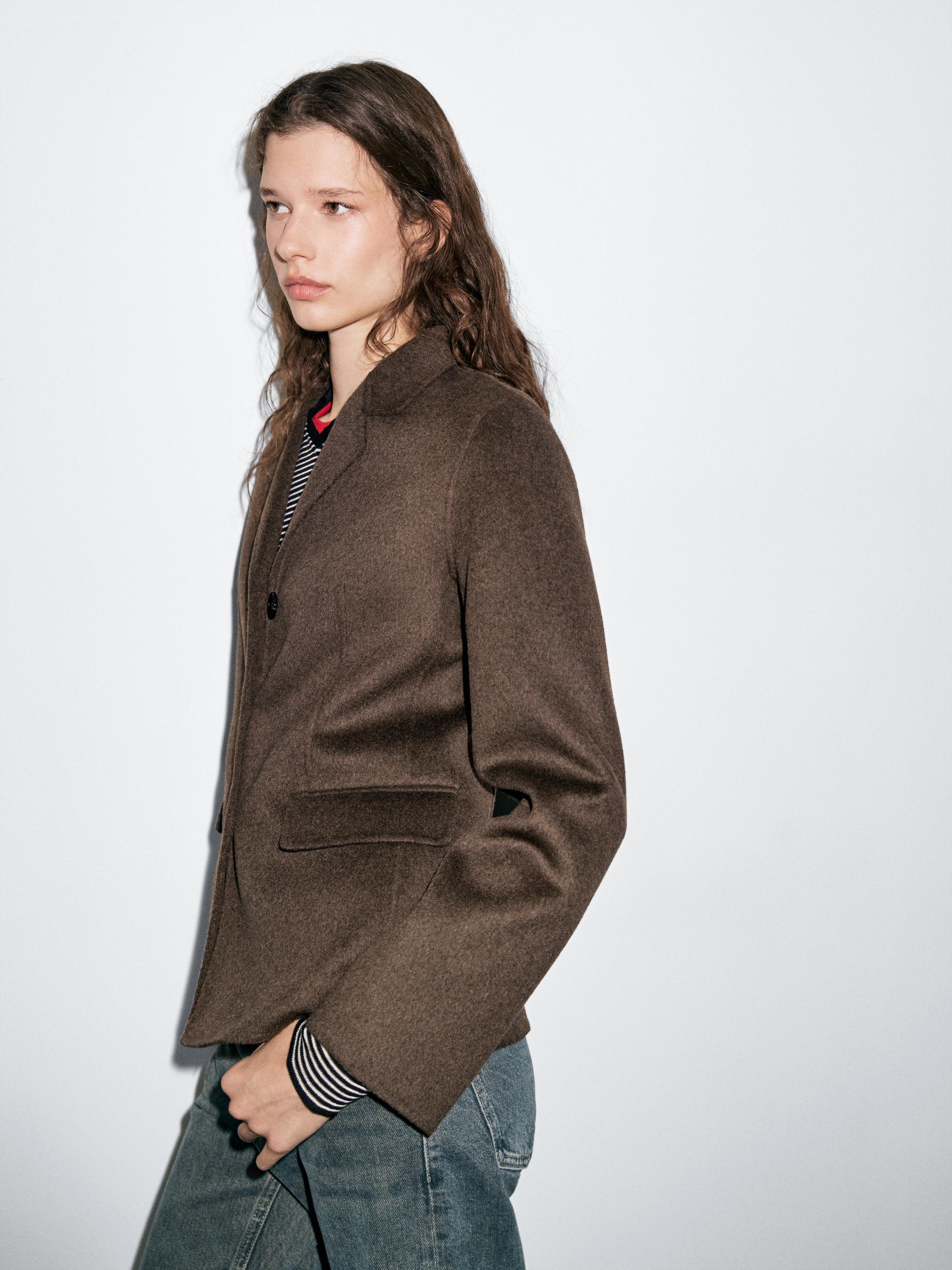 Wool blend blazer with tailored collar