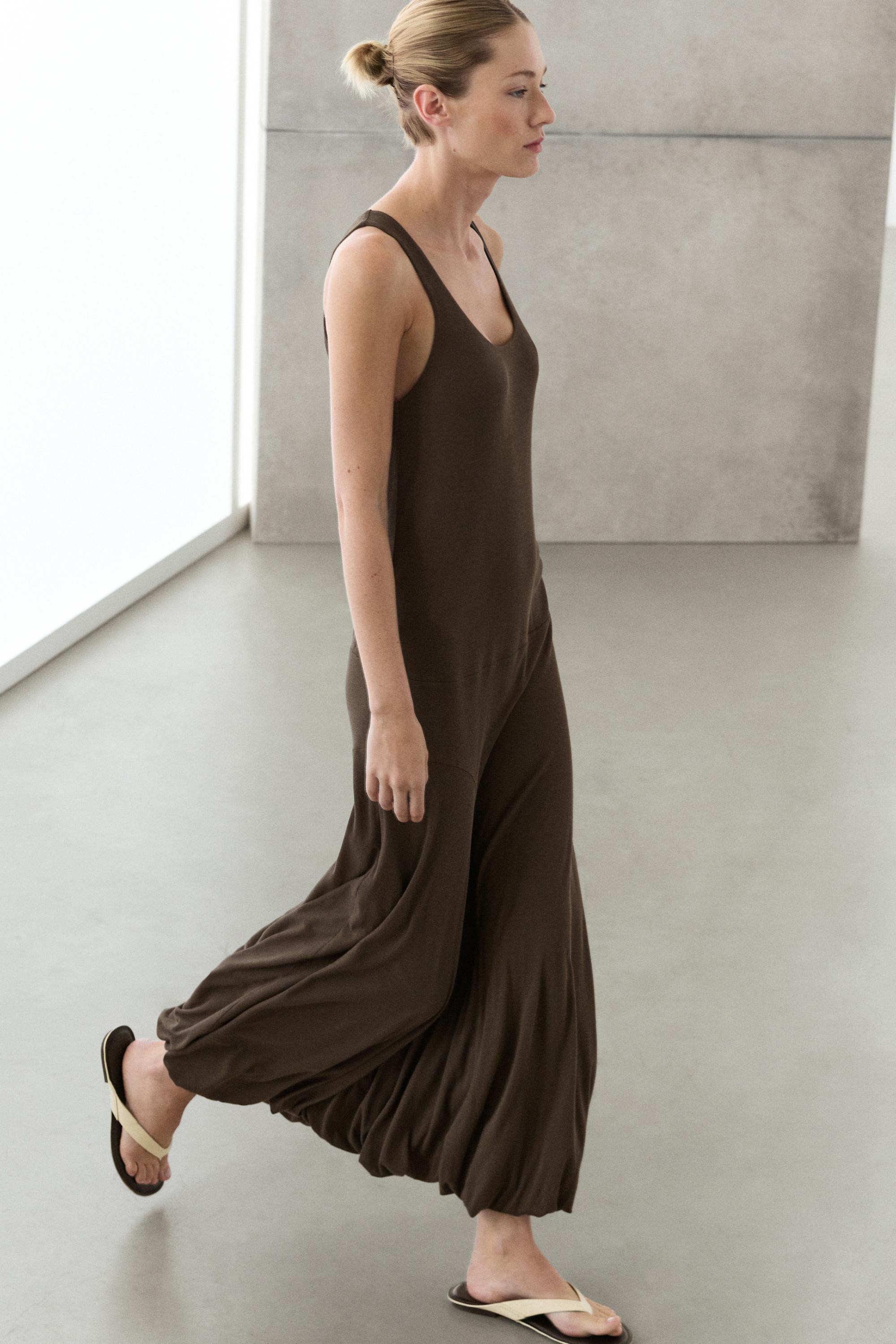 Midi dress with puffed detail — Khaki