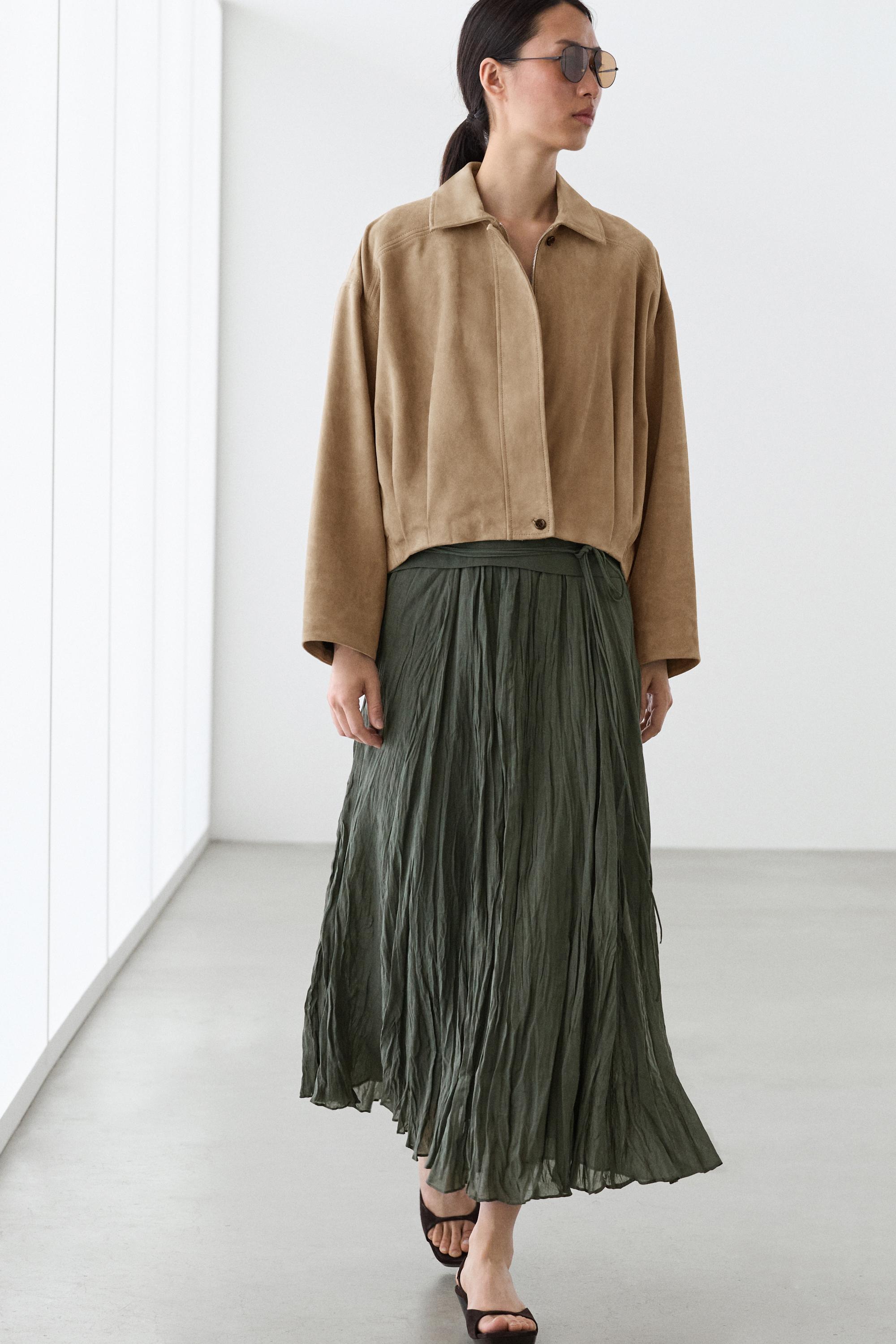 Pleated suede leather bomber jacket — SAND